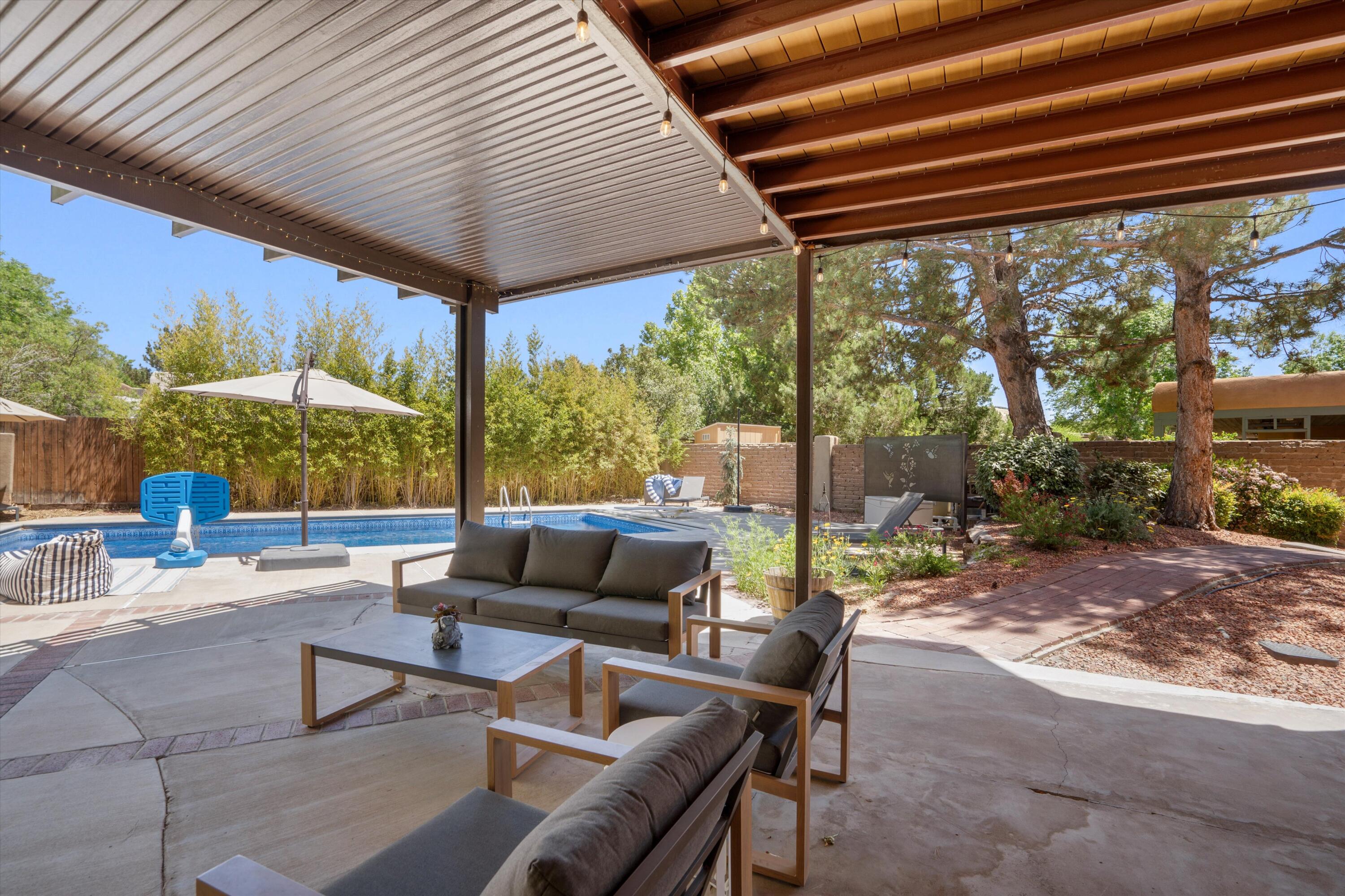 2408 CALLE DE PANZA NW