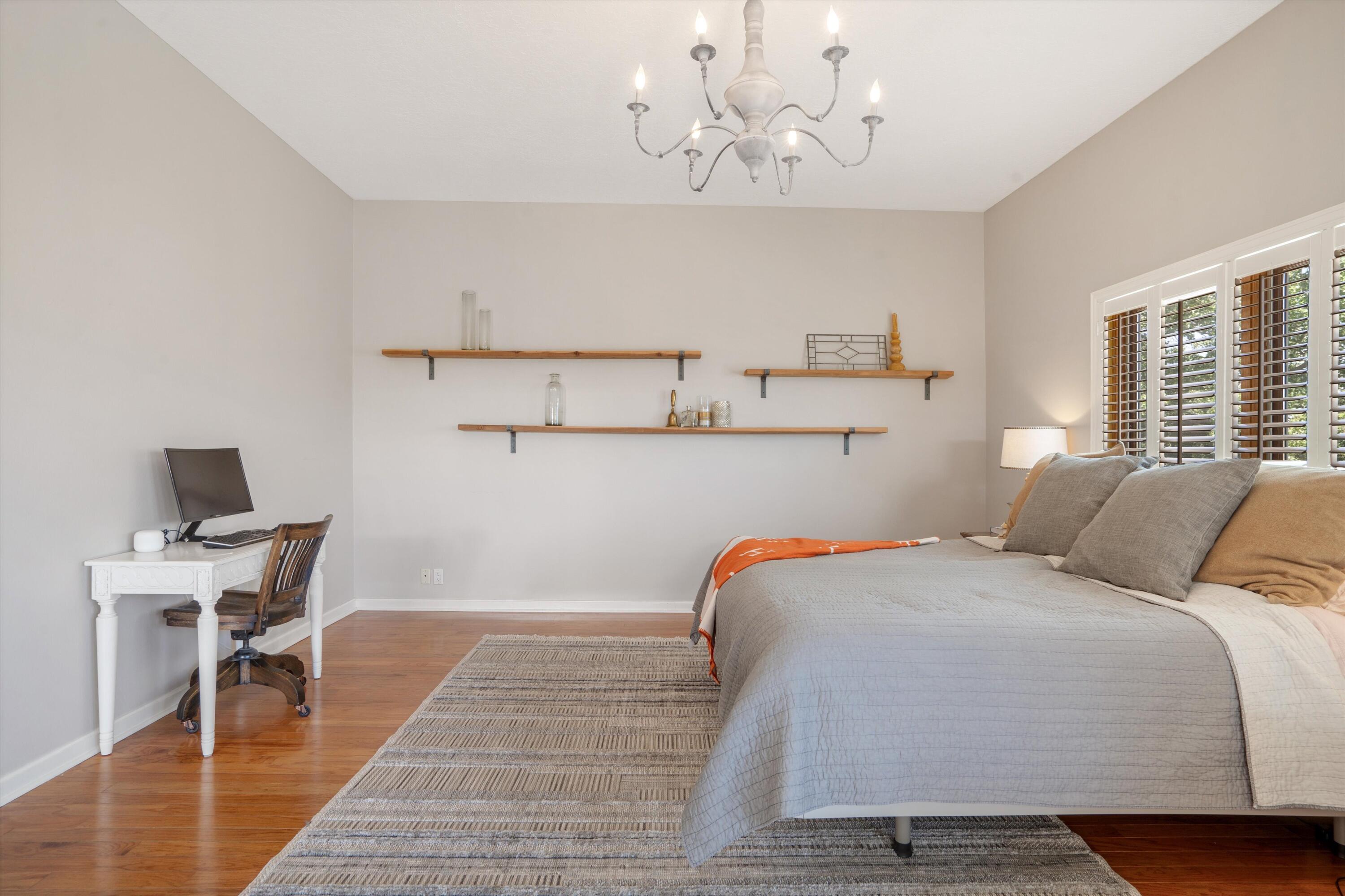 2408 CALLE DE PANZA NW
