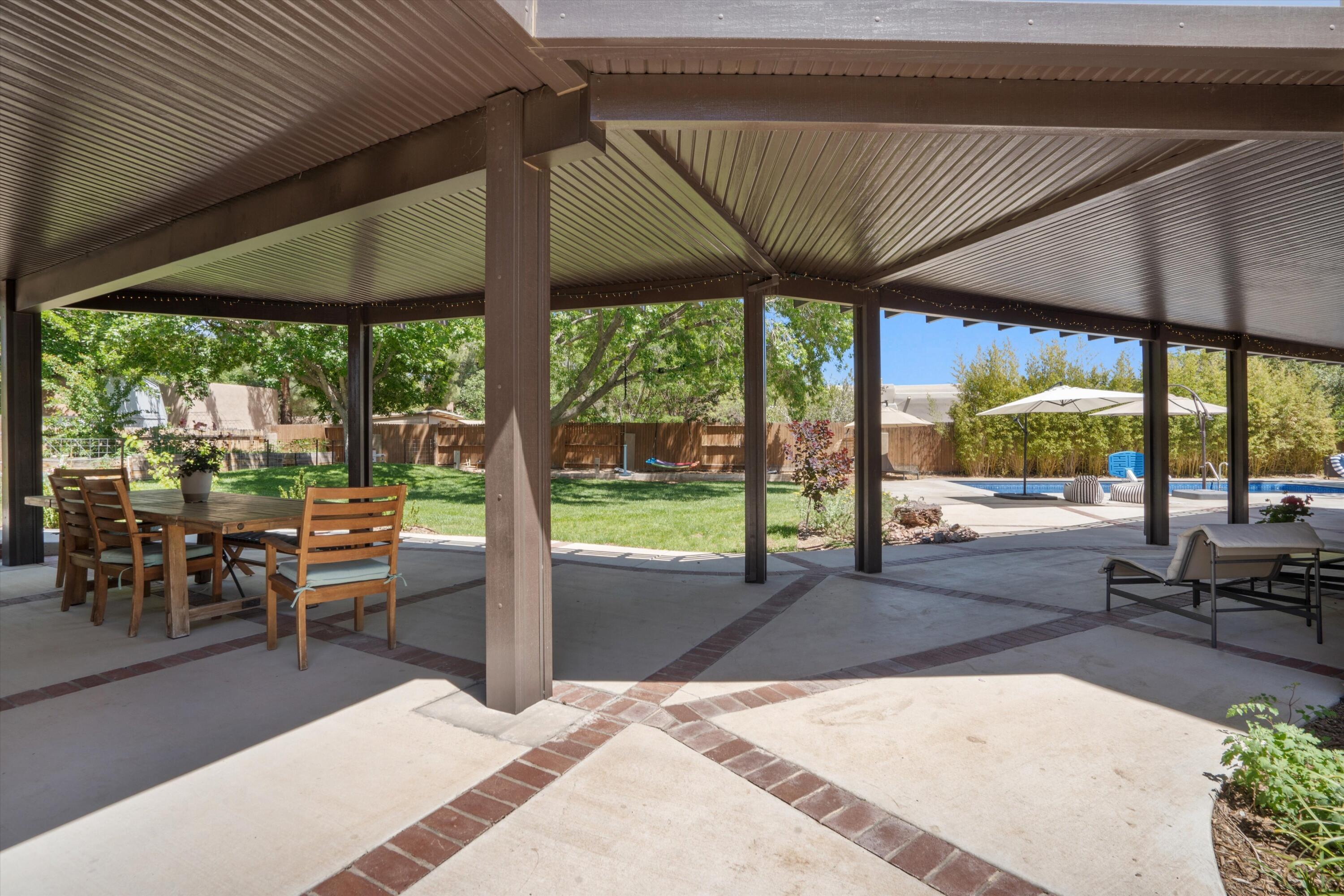 2408 CALLE DE PANZA NW