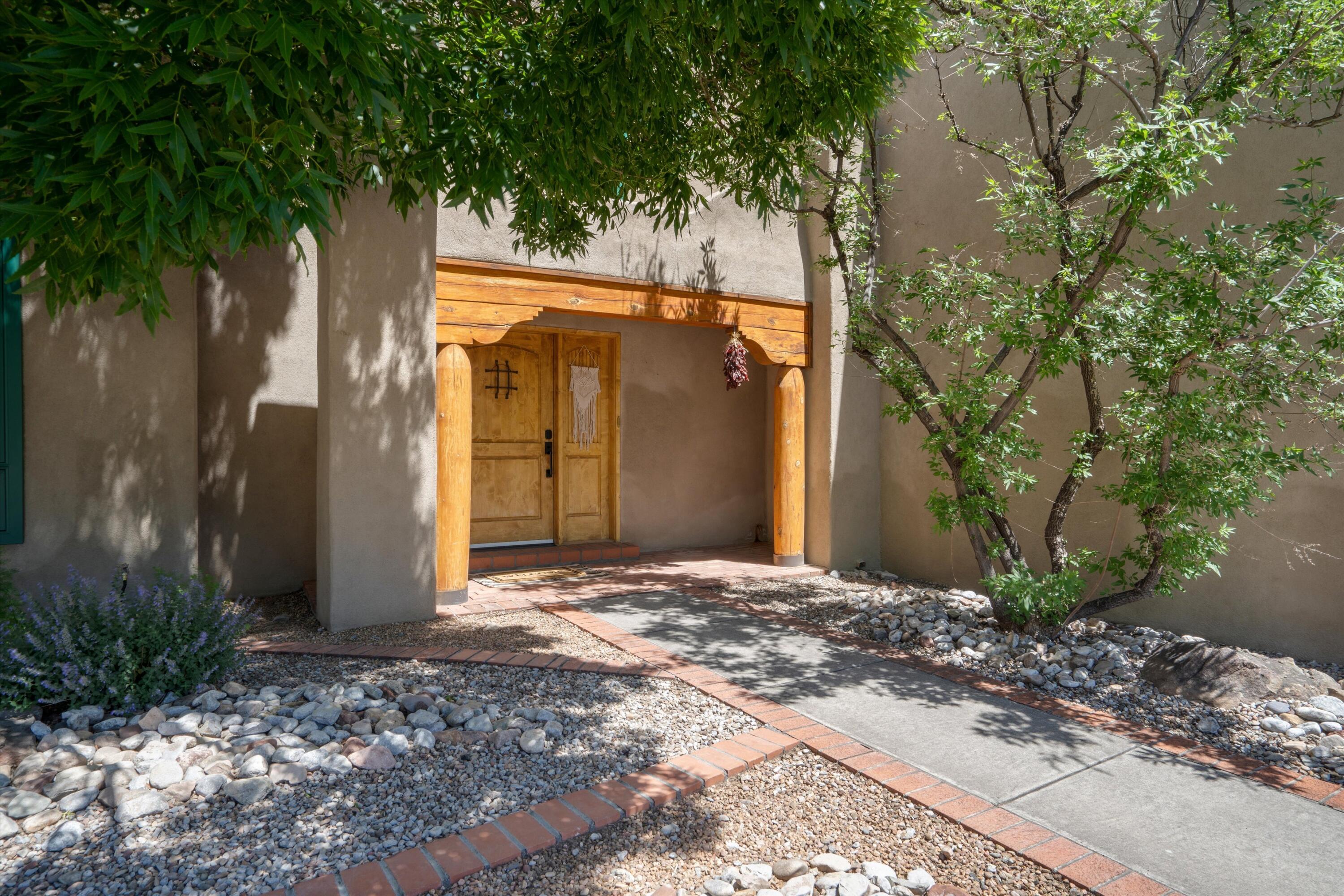 2408 CALLE DE PANZA NW