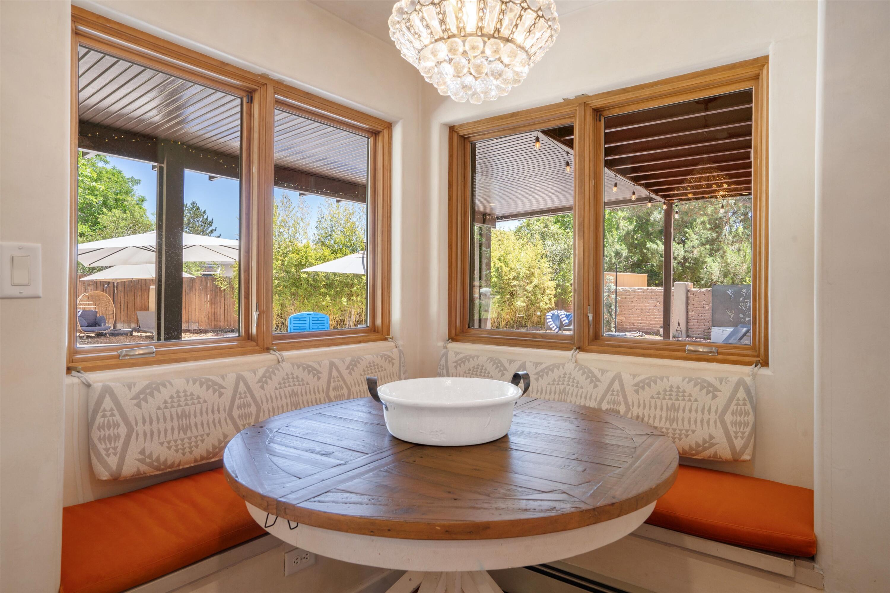 2408 CALLE DE PANZA NW