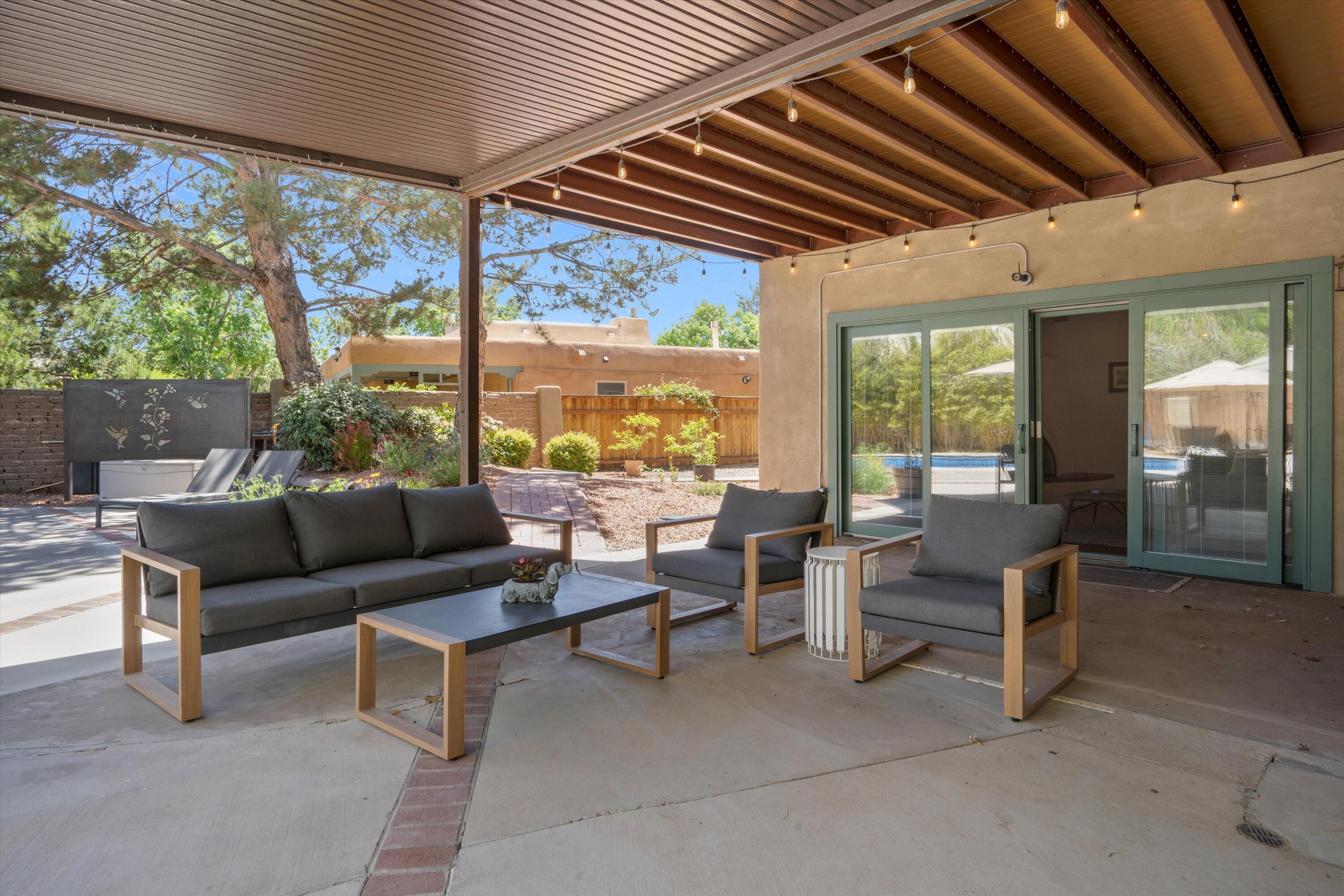 2408 CALLE DE PANZA NW