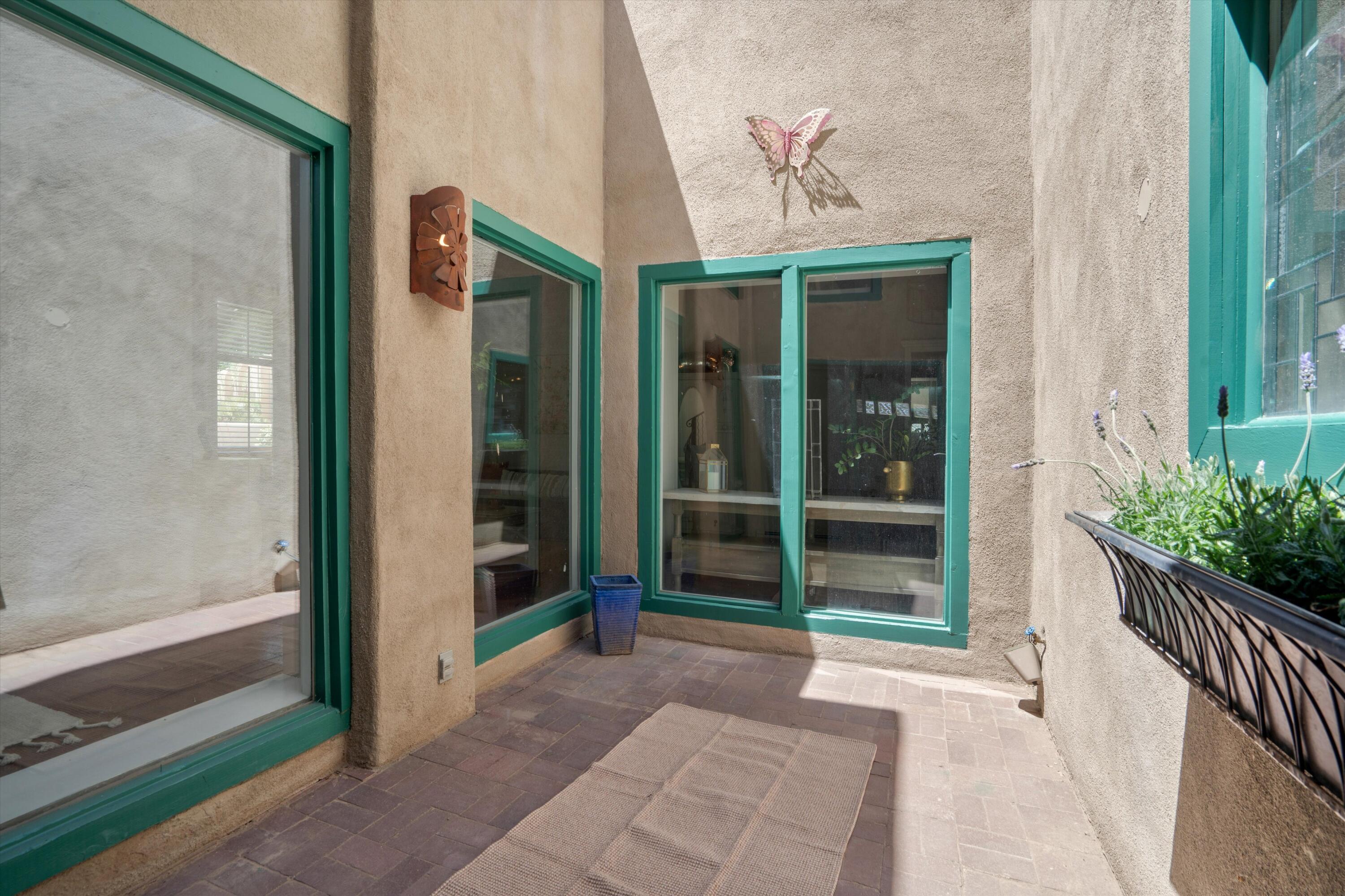 2408 CALLE DE PANZA NW