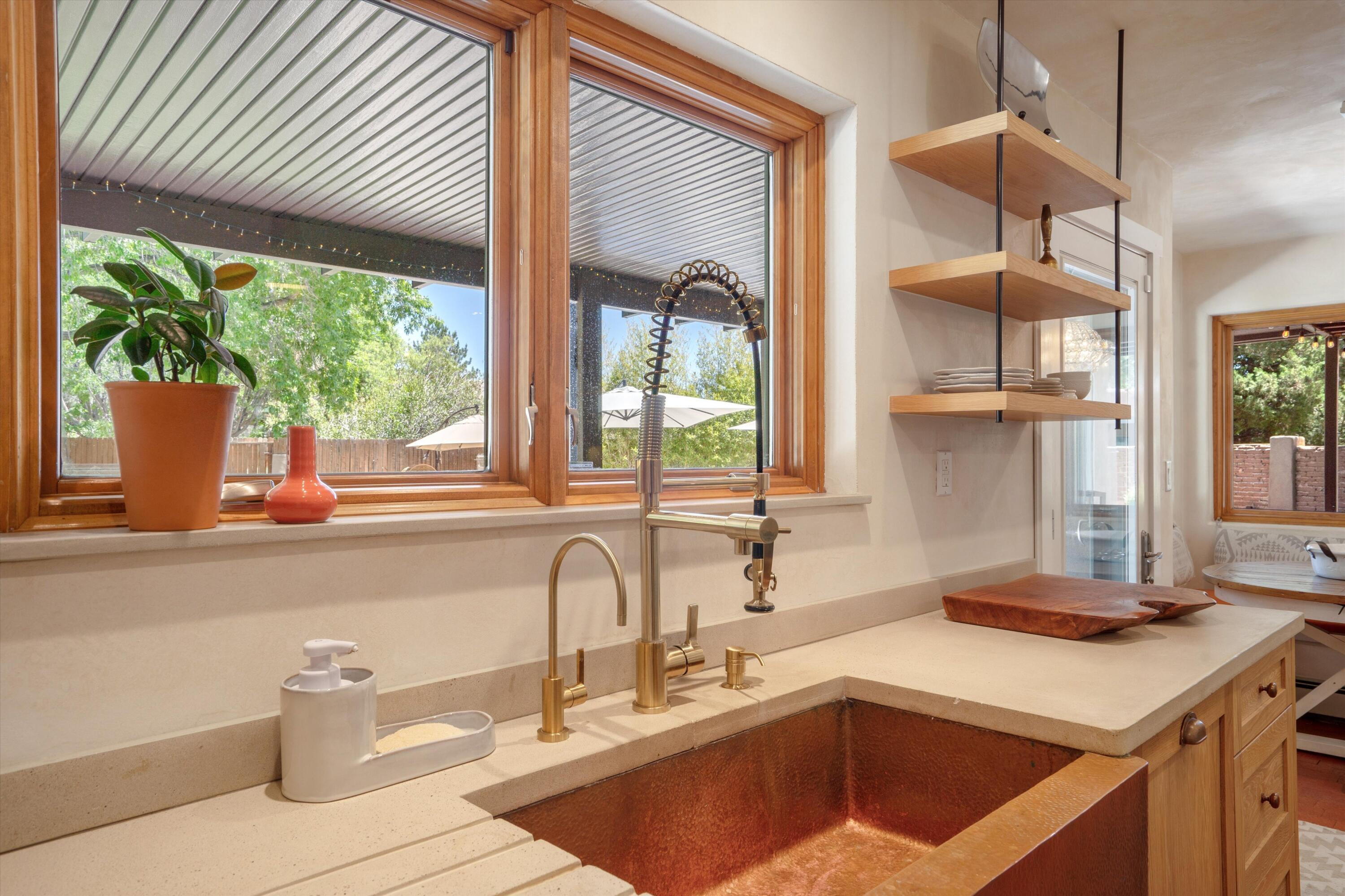 2408 CALLE DE PANZA NW