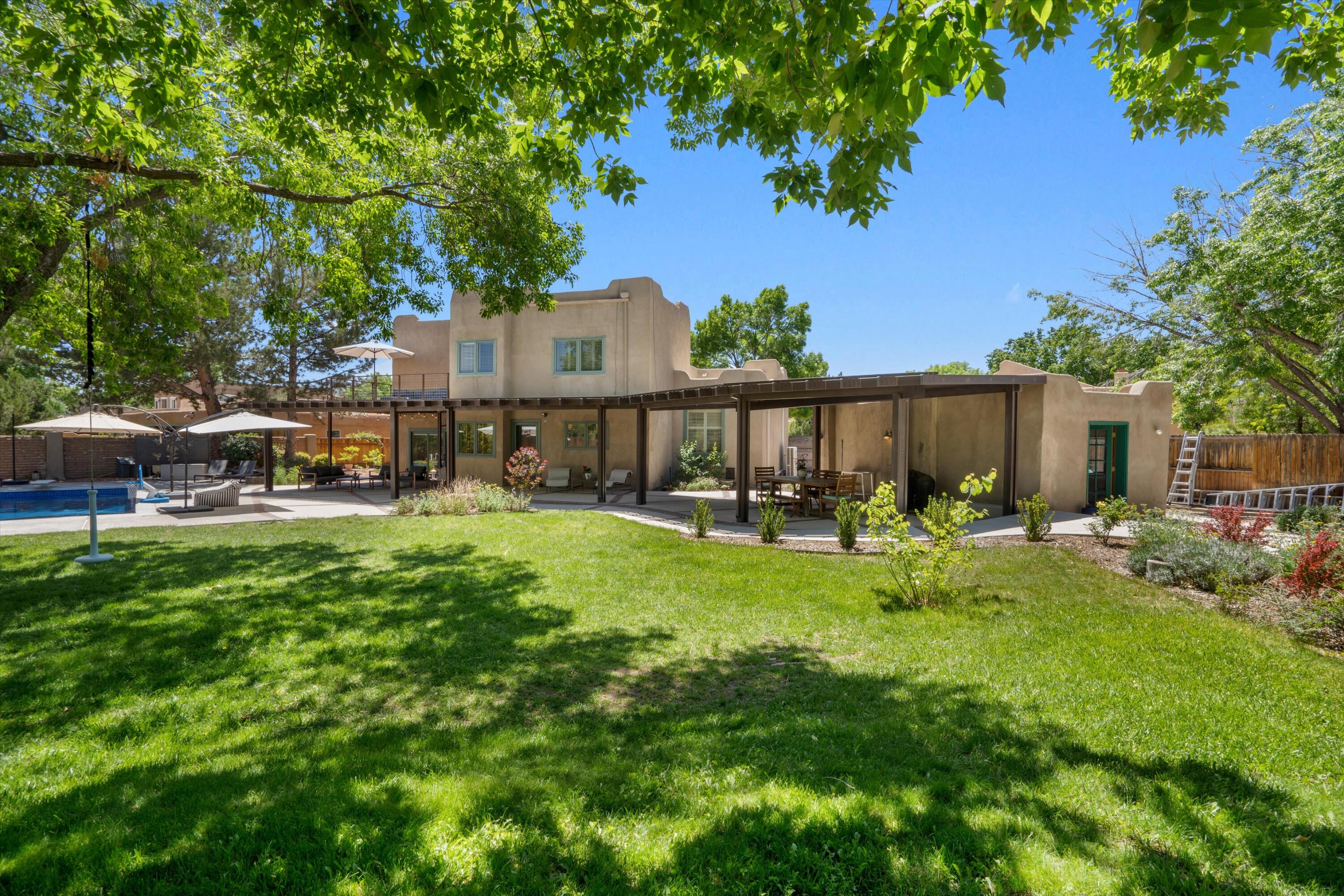 2408 CALLE DE PANZA NW