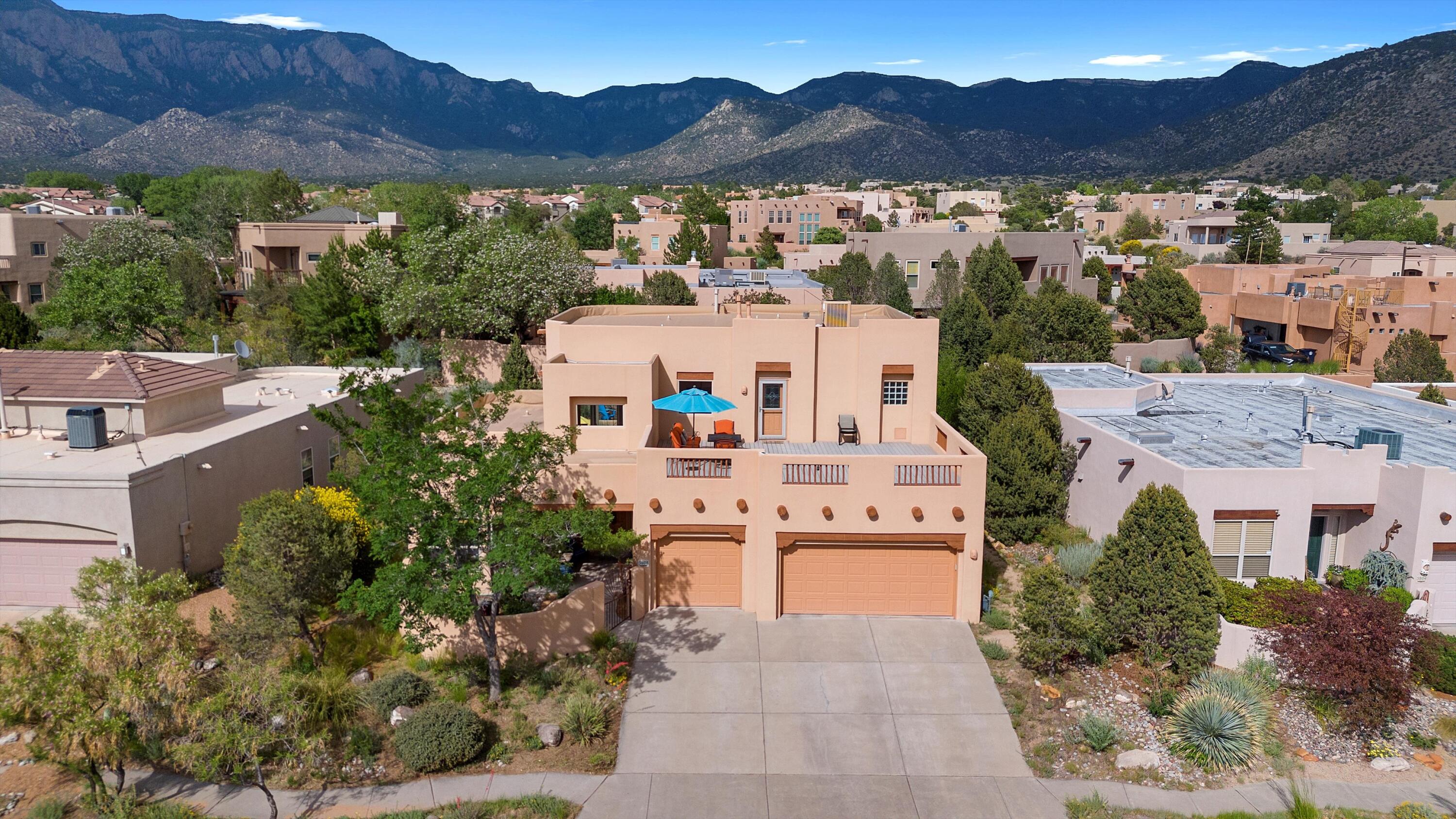 5808 MARIOLA Place NE