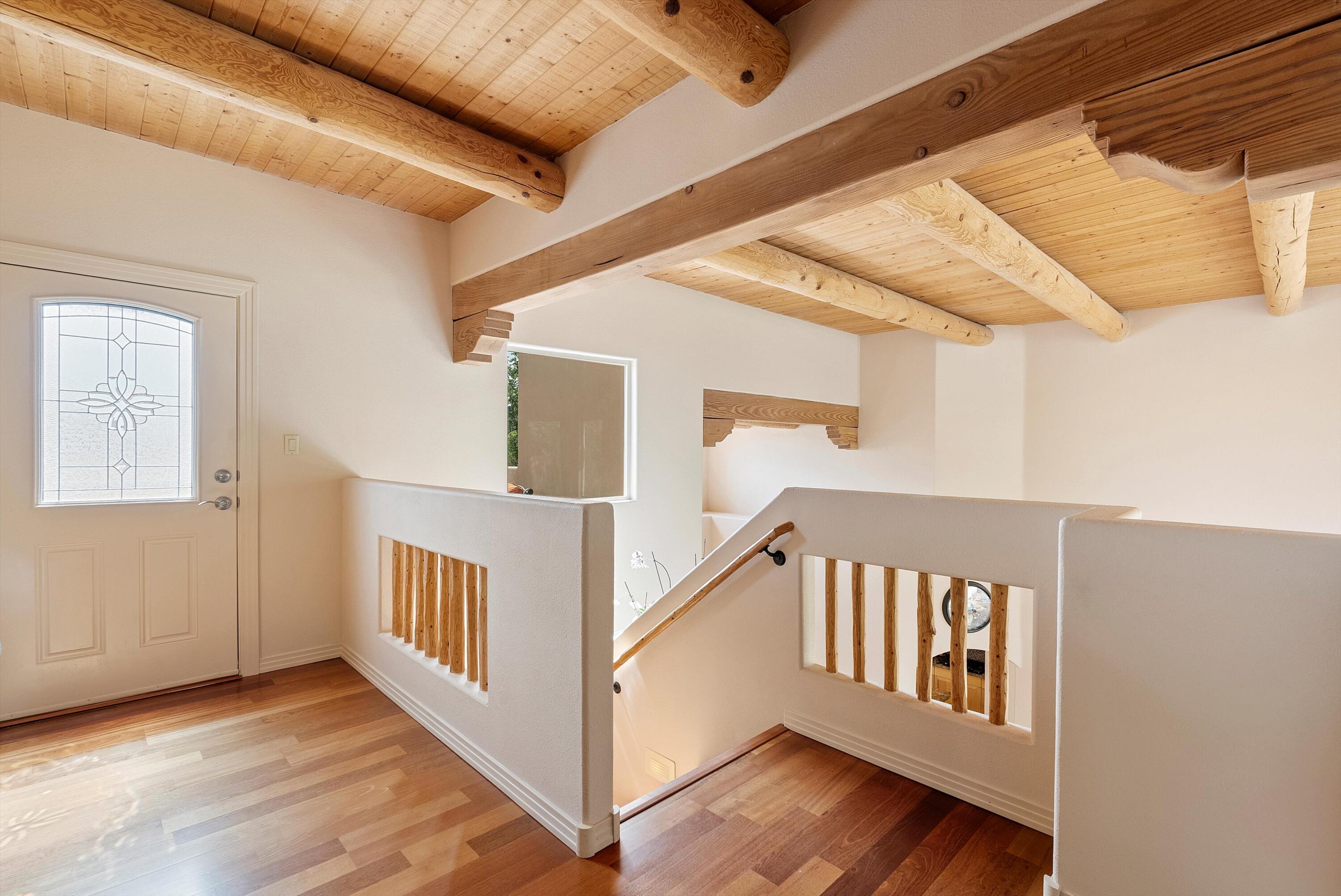 5808 MARIOLA Place NE