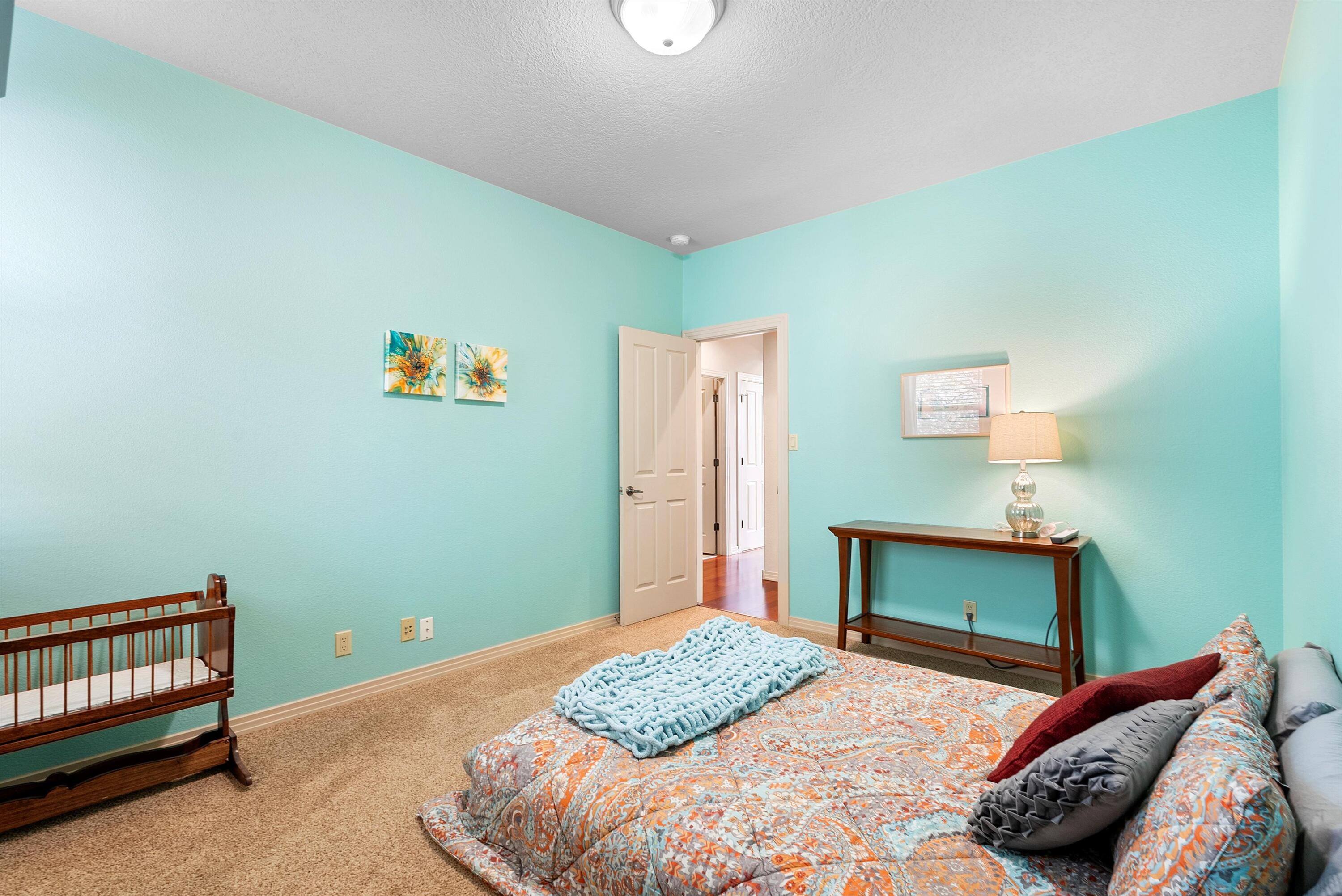 5808 MARIOLA Place NE