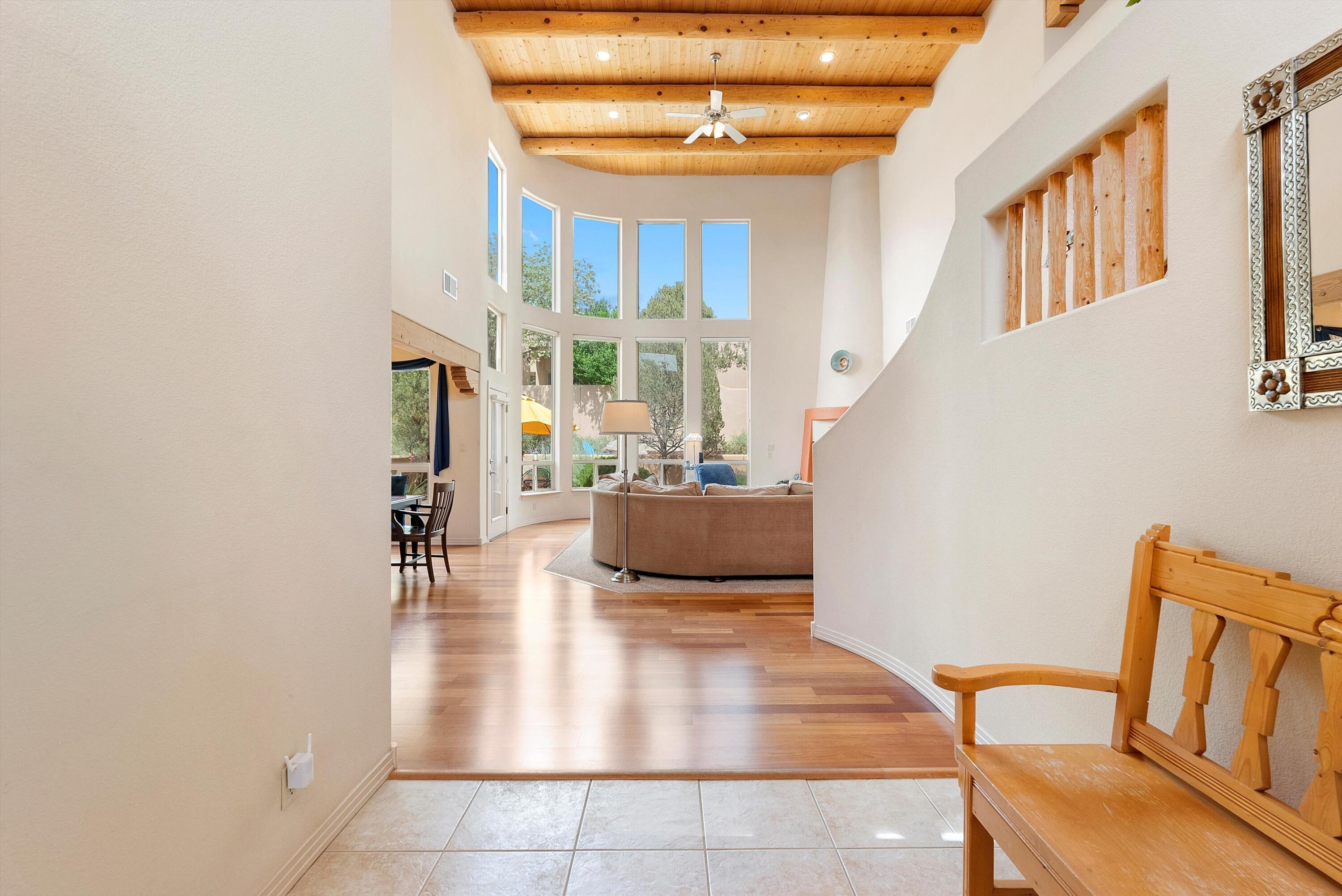 5808 MARIOLA Place NE