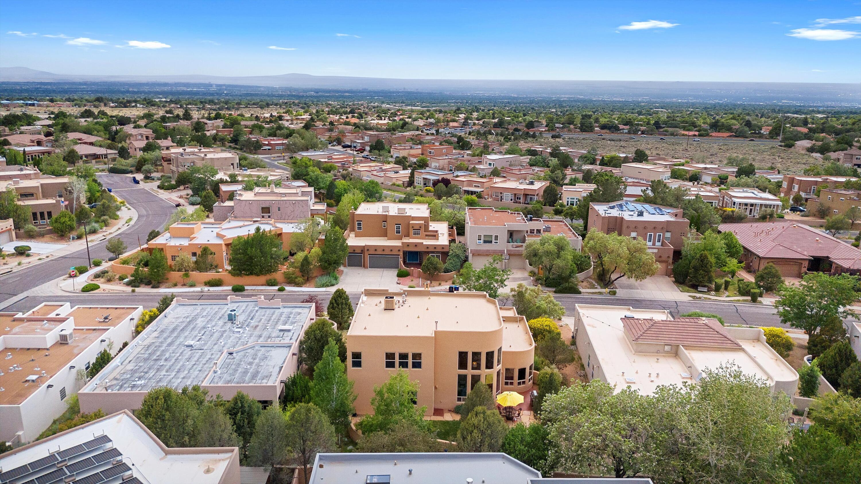 5808 MARIOLA Place NE