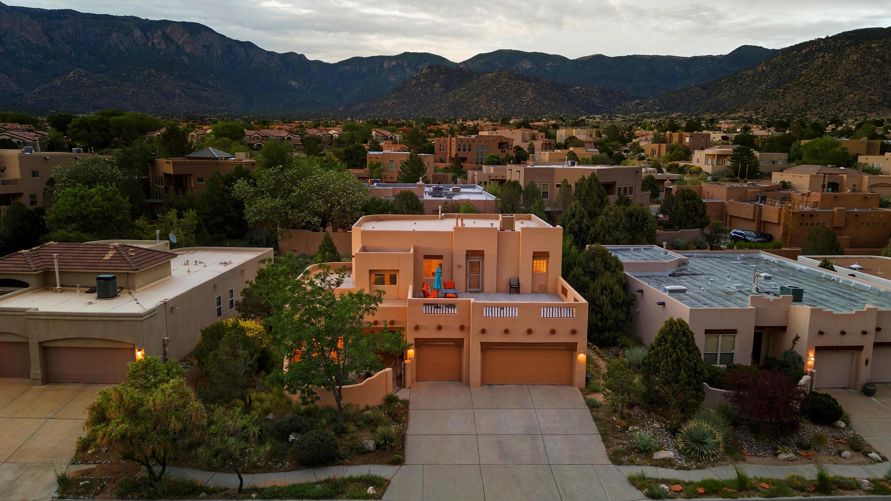 5808 MARIOLA Place NE