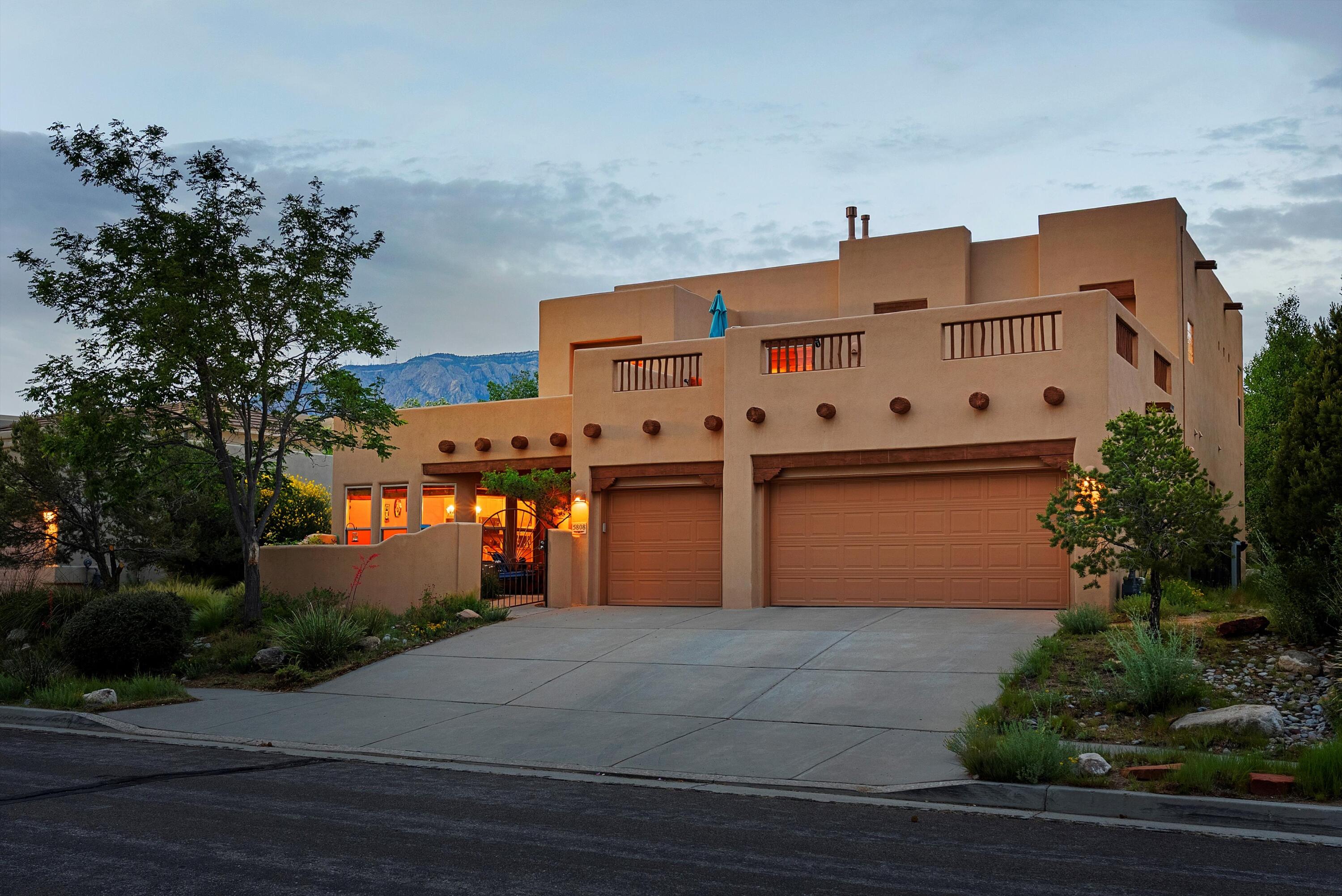 5808 MARIOLA Place NE