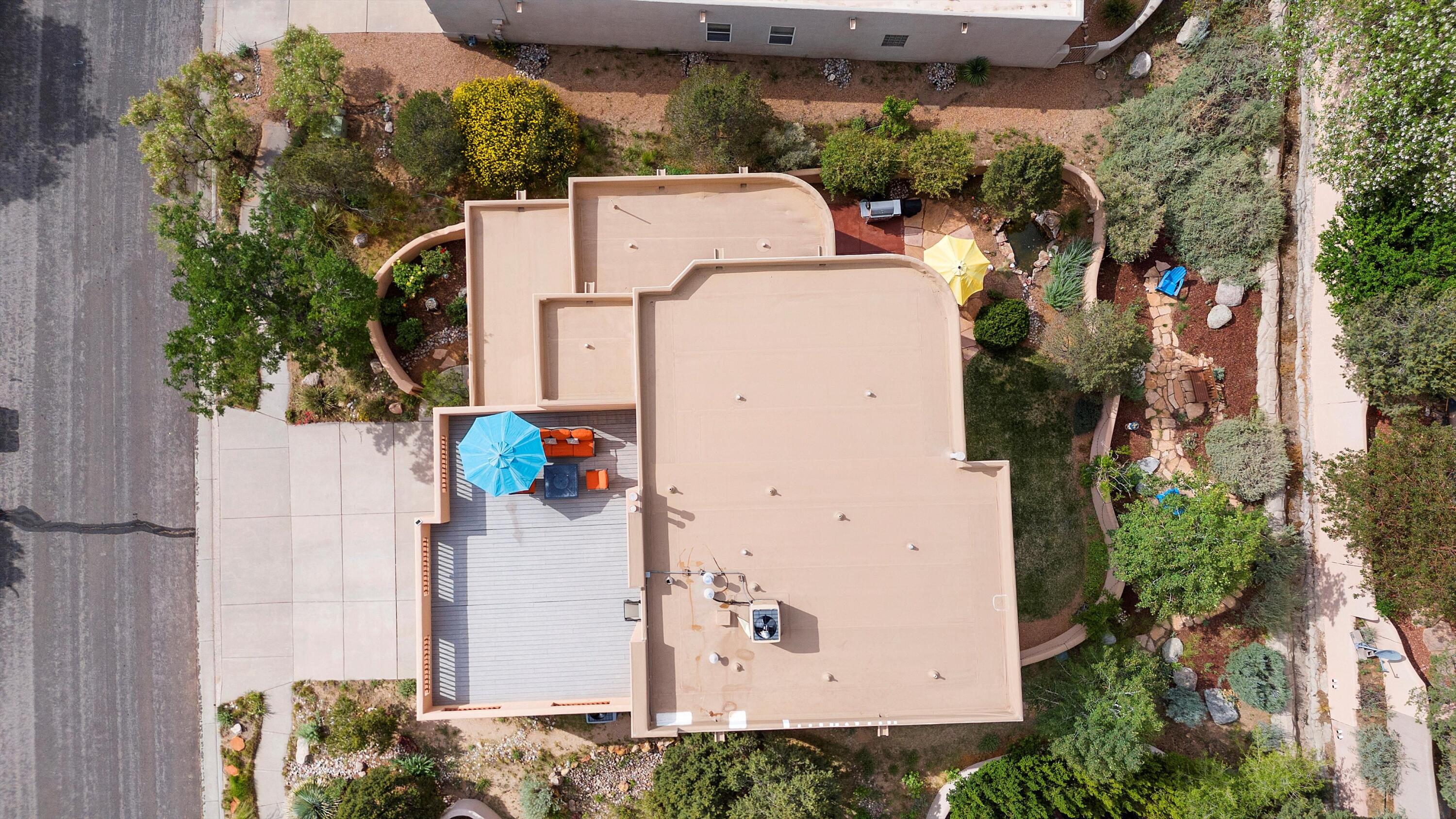 5808 MARIOLA Place NE