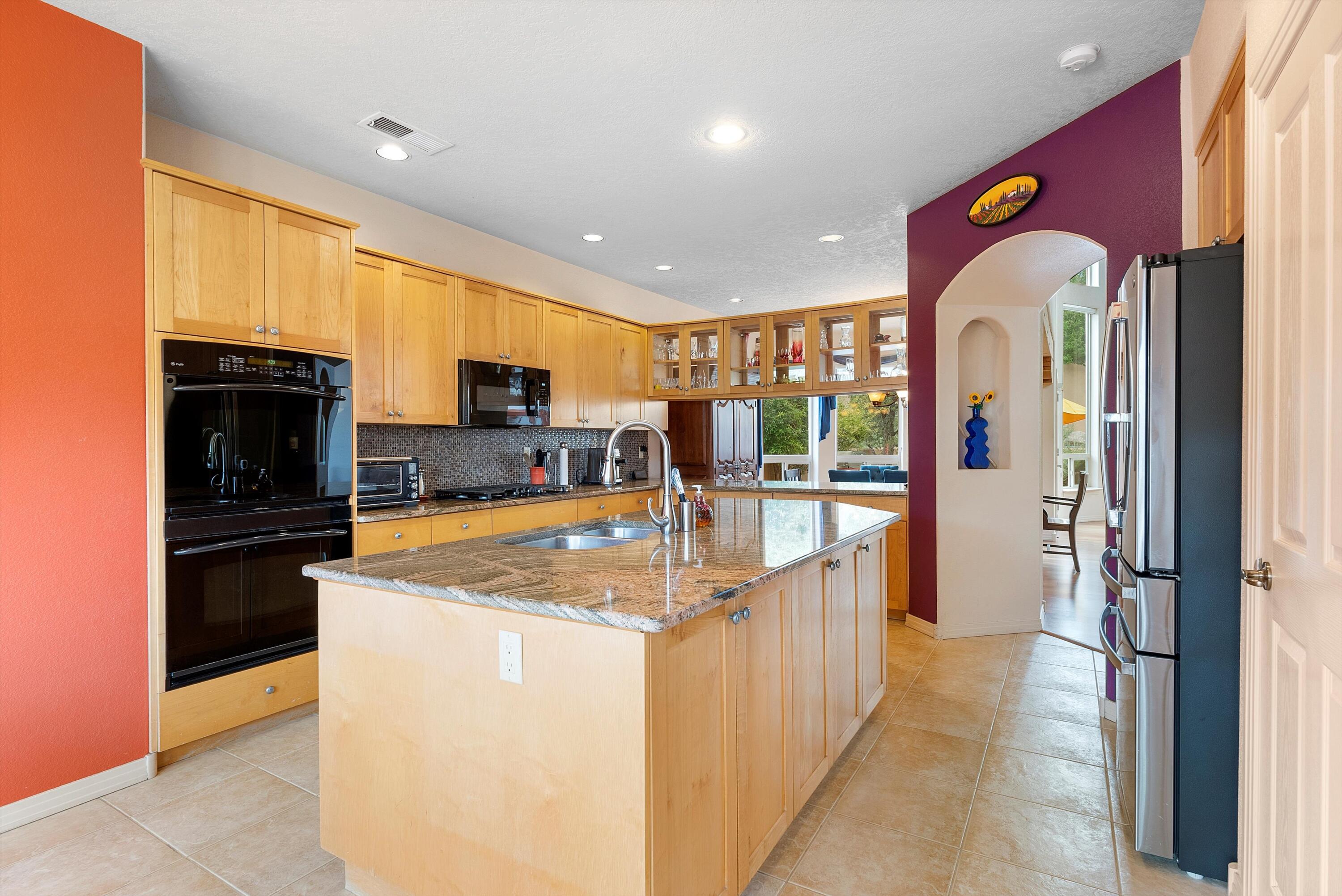 5808 MARIOLA Place NE