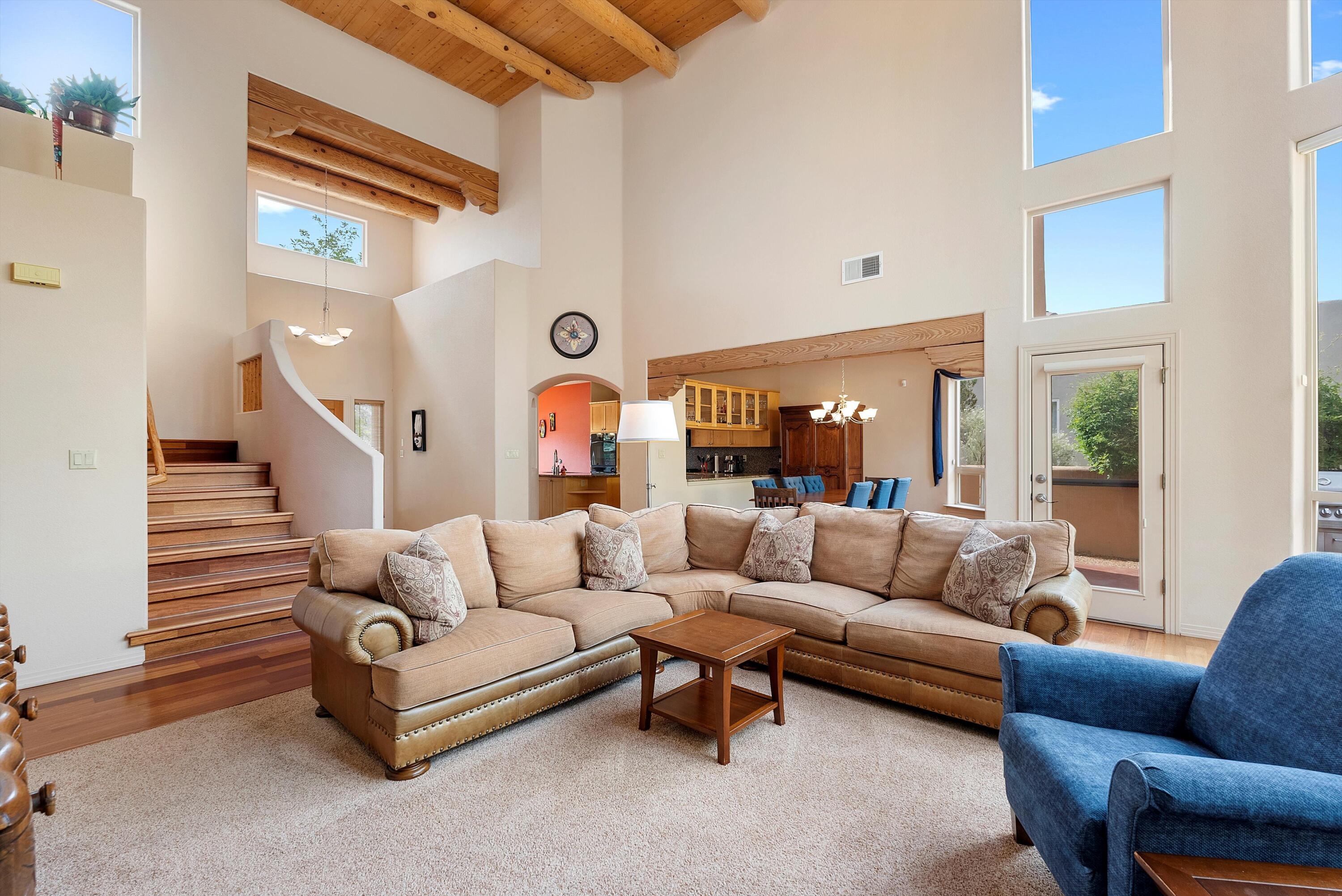 5808 MARIOLA Place NE