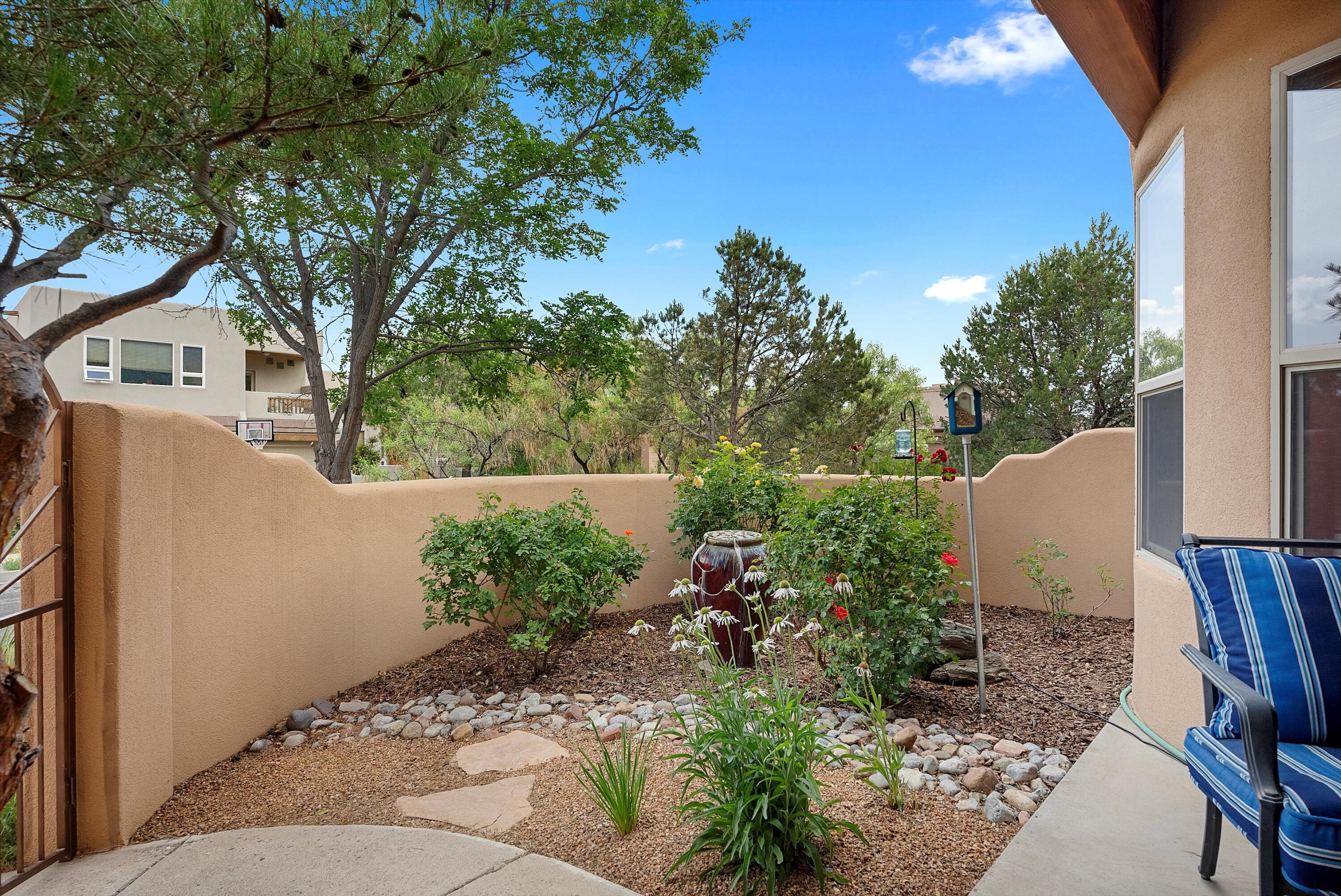 5808 MARIOLA Place NE