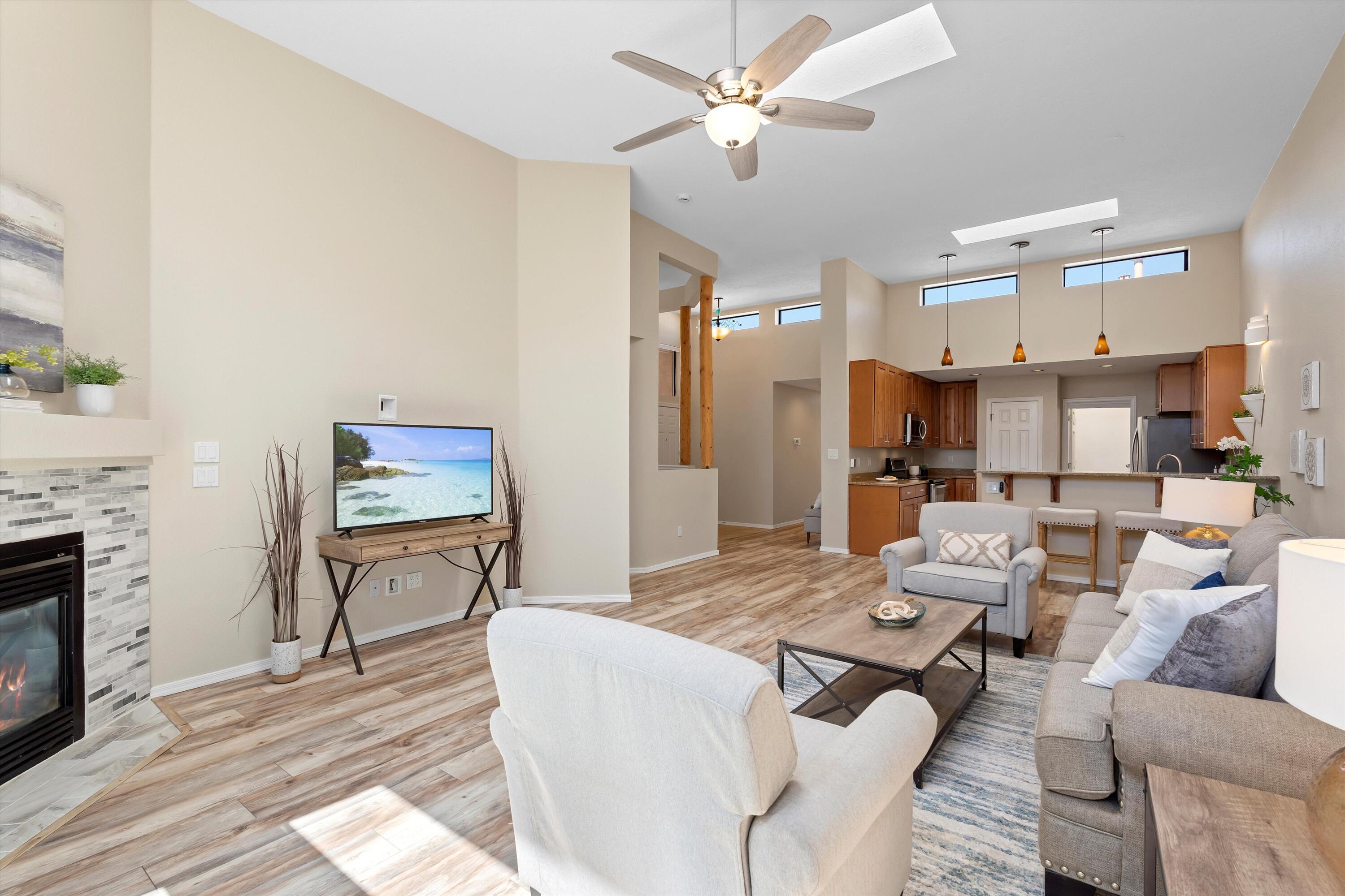 2141 COYOTE WILLOW Avenue NE