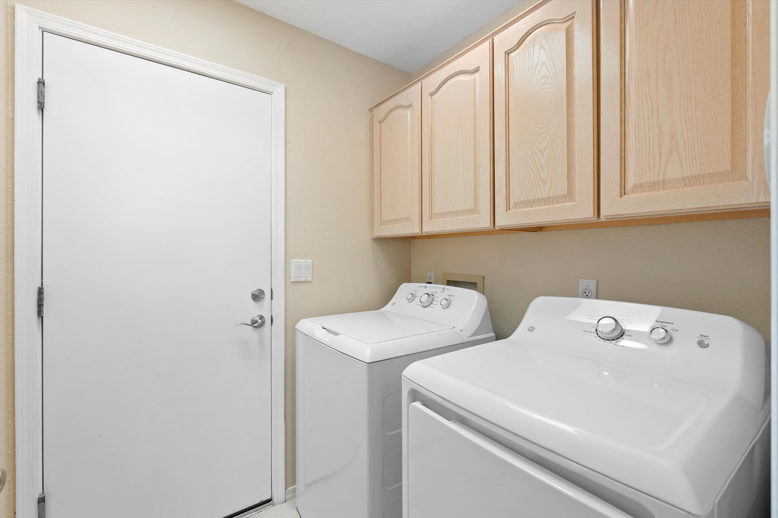 2141 COYOTE WILLOW Avenue NE