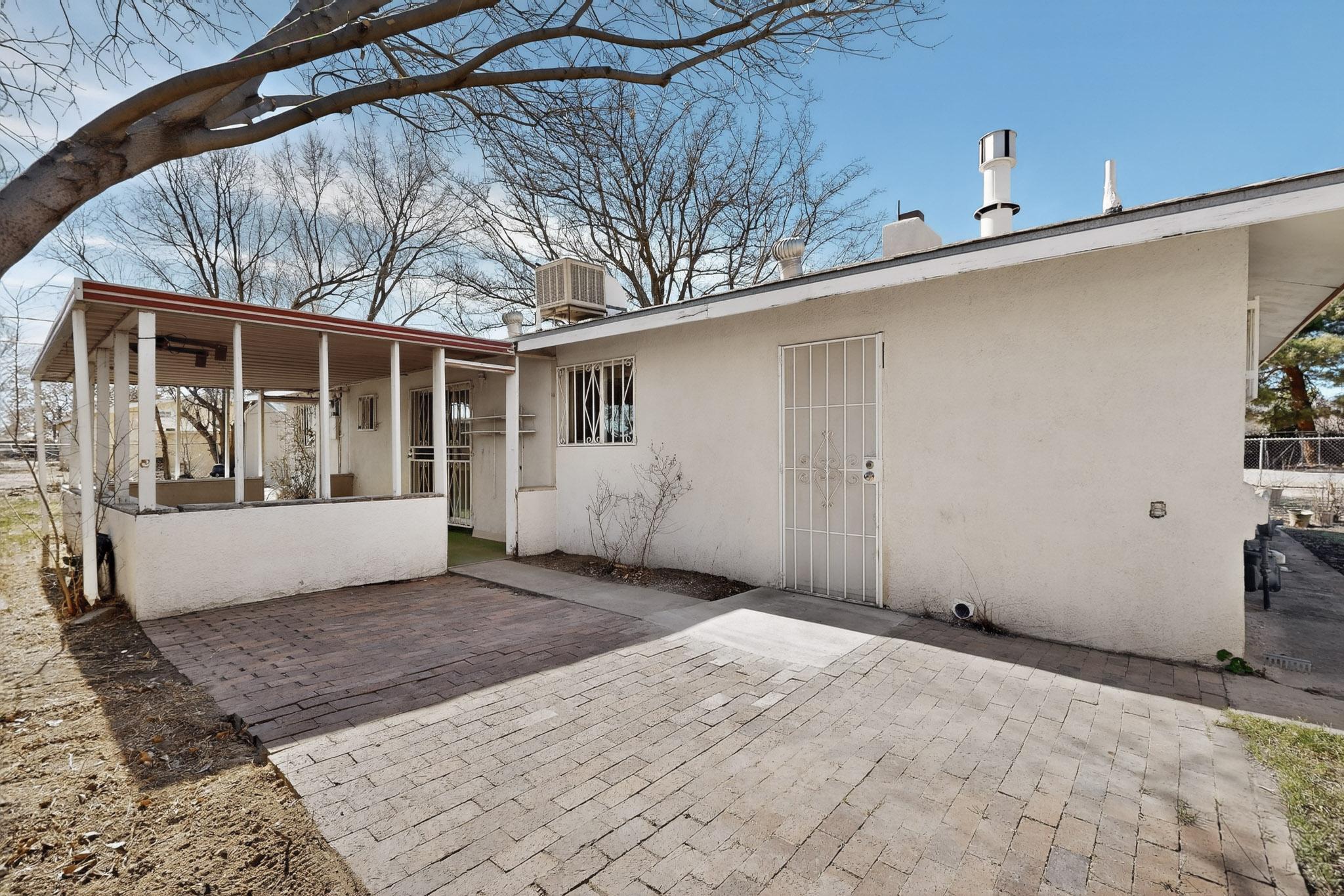 3610 El Porvenir Circle SW