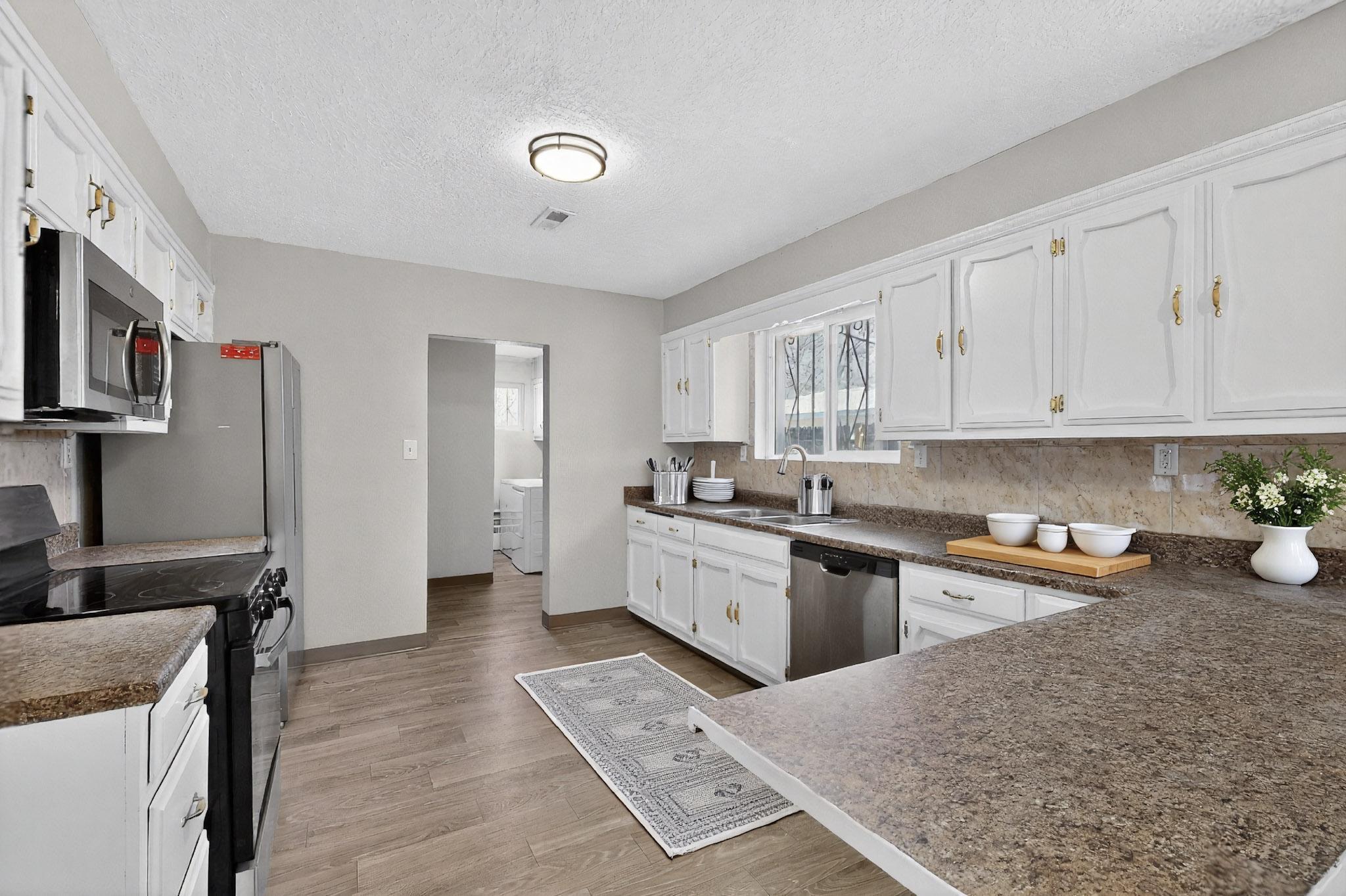 3610 El Porvenir Circle SW