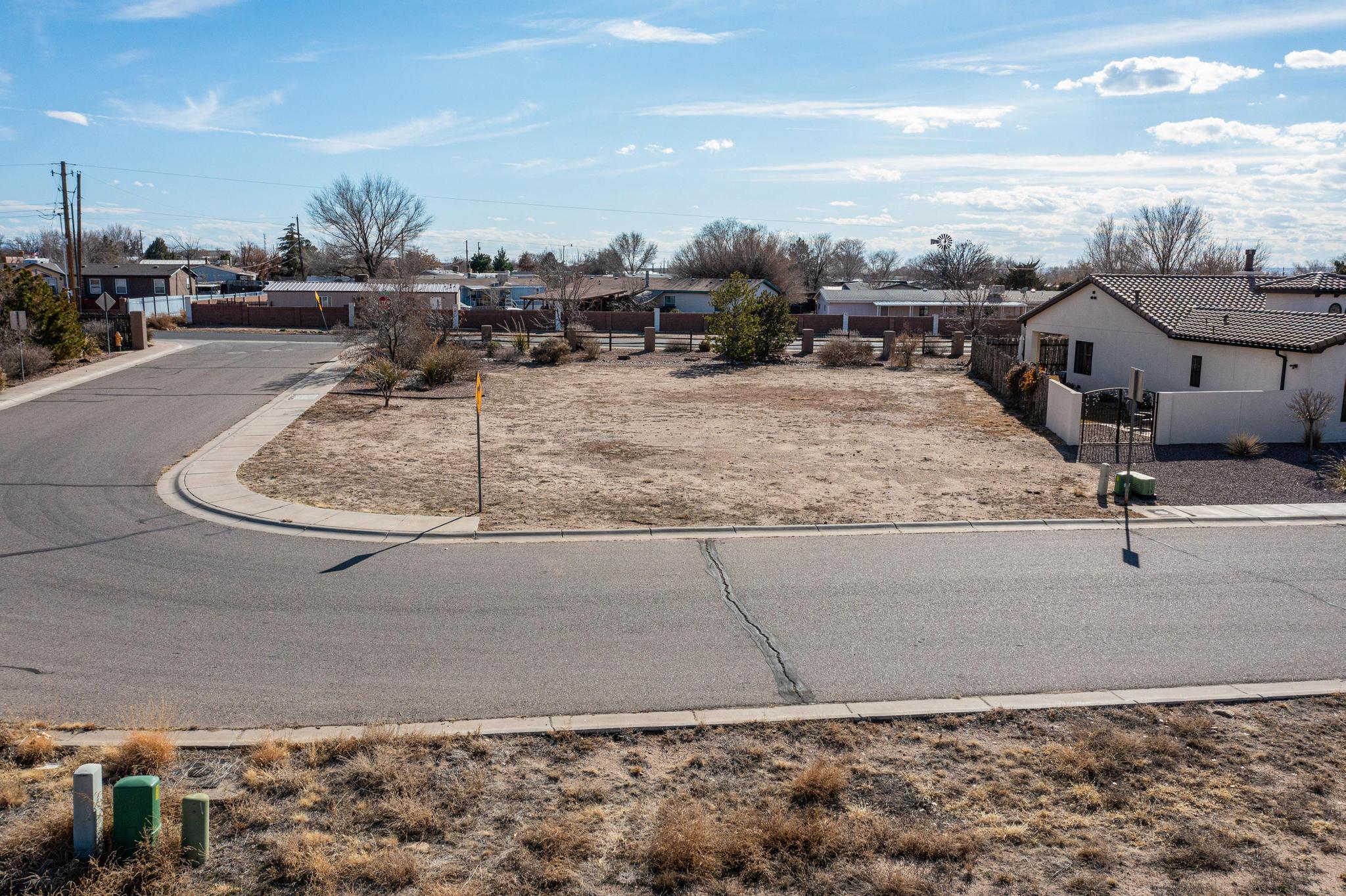 614 Kabrico Court NE