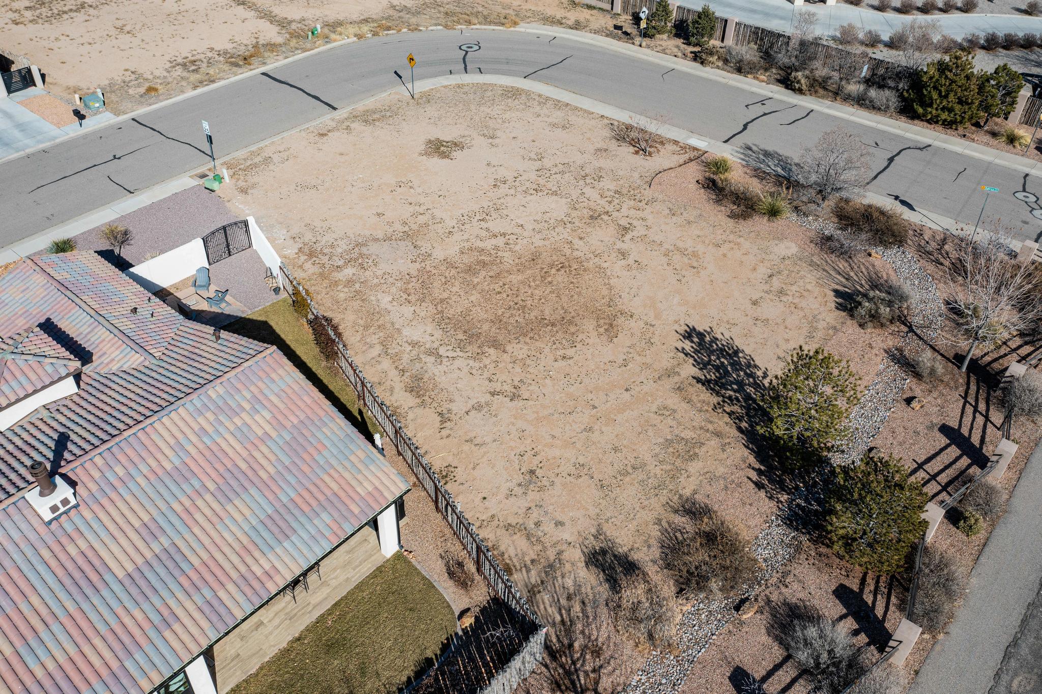 614 Kabrico Court NE