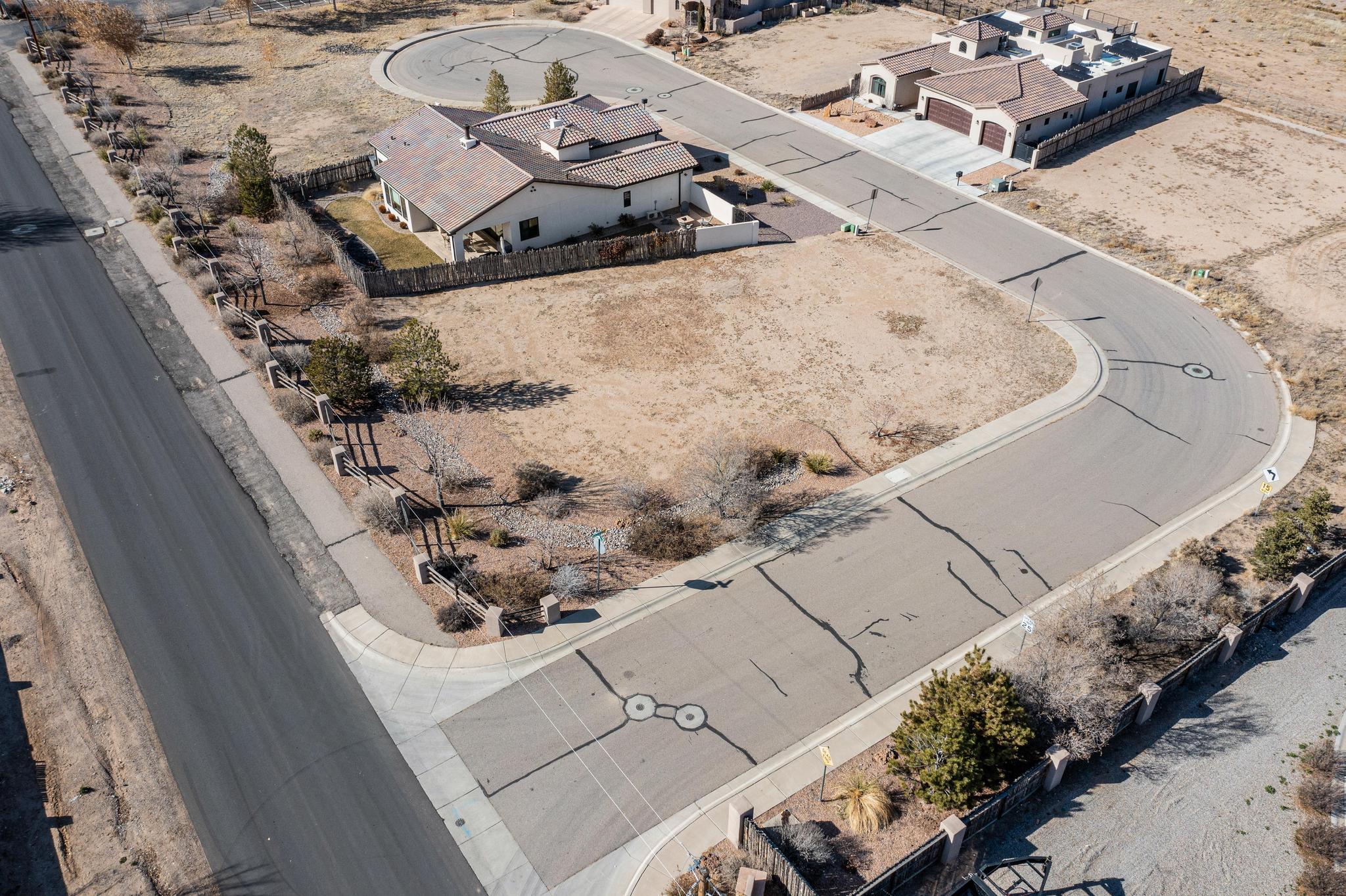 614 Kabrico Court NE