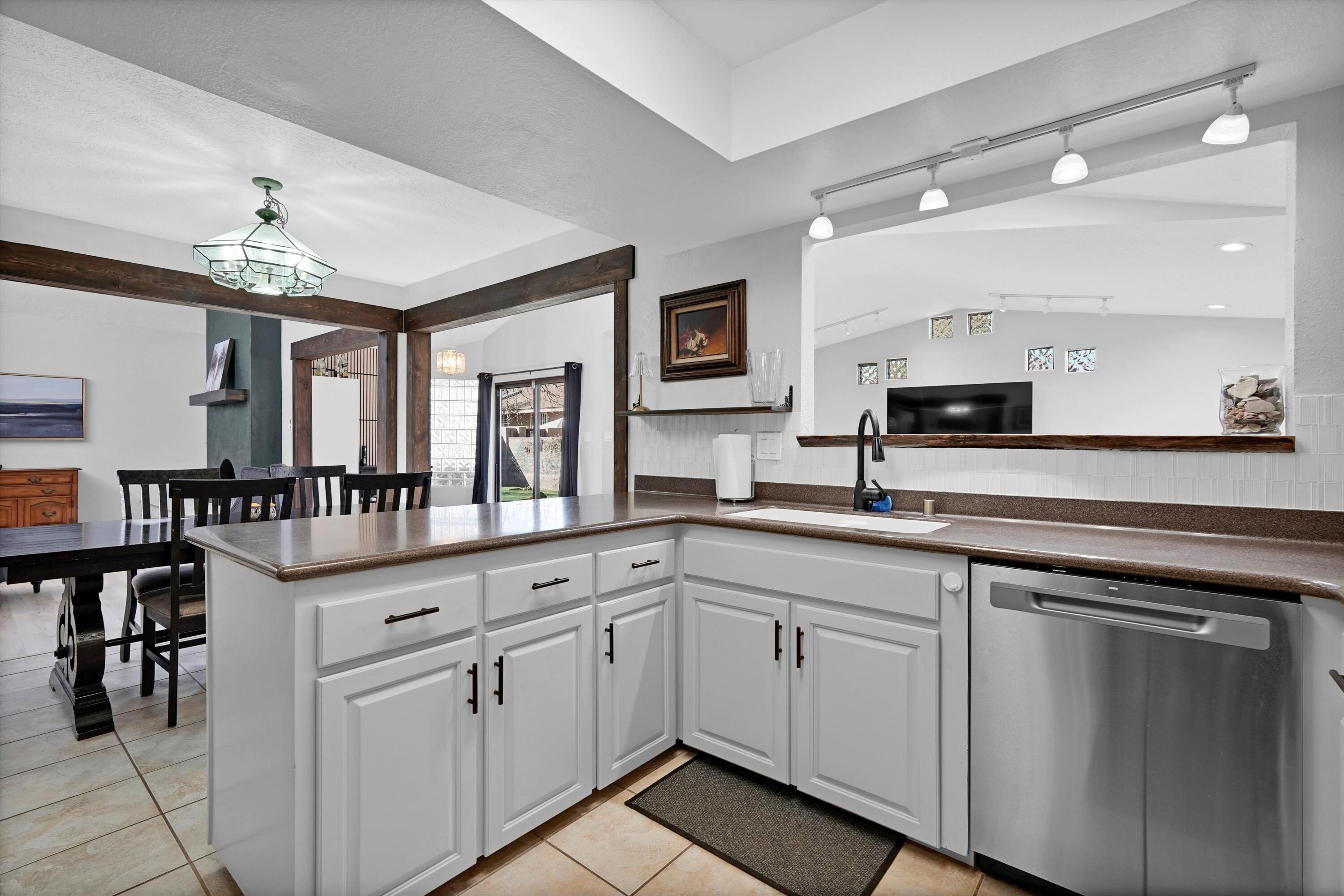 4812 Brookwood Street NE