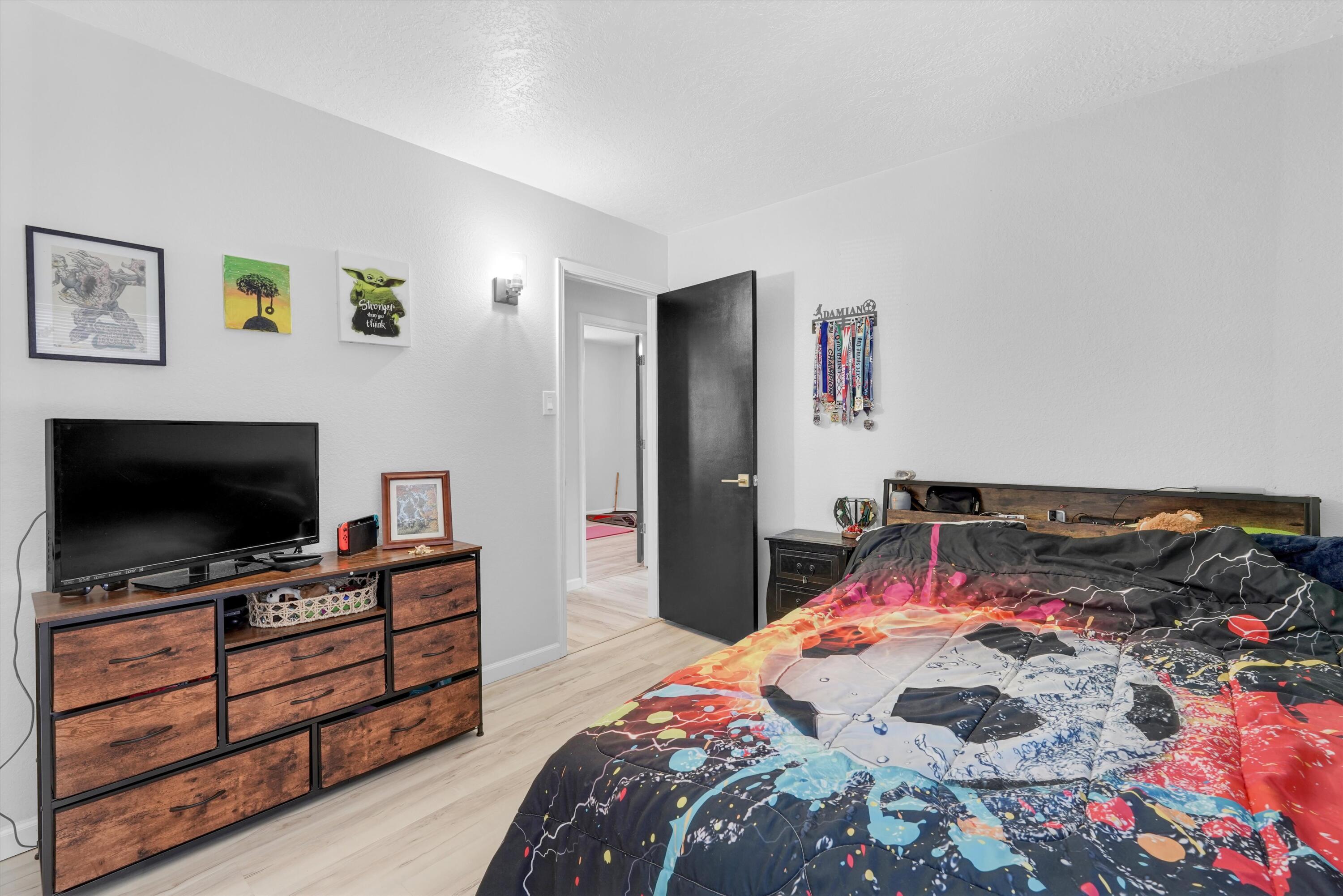 4812 Brookwood Street NE