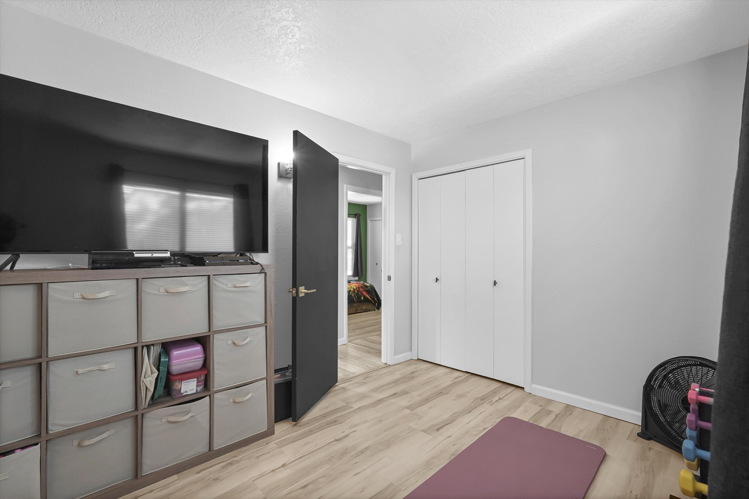 4812 Brookwood Street NE