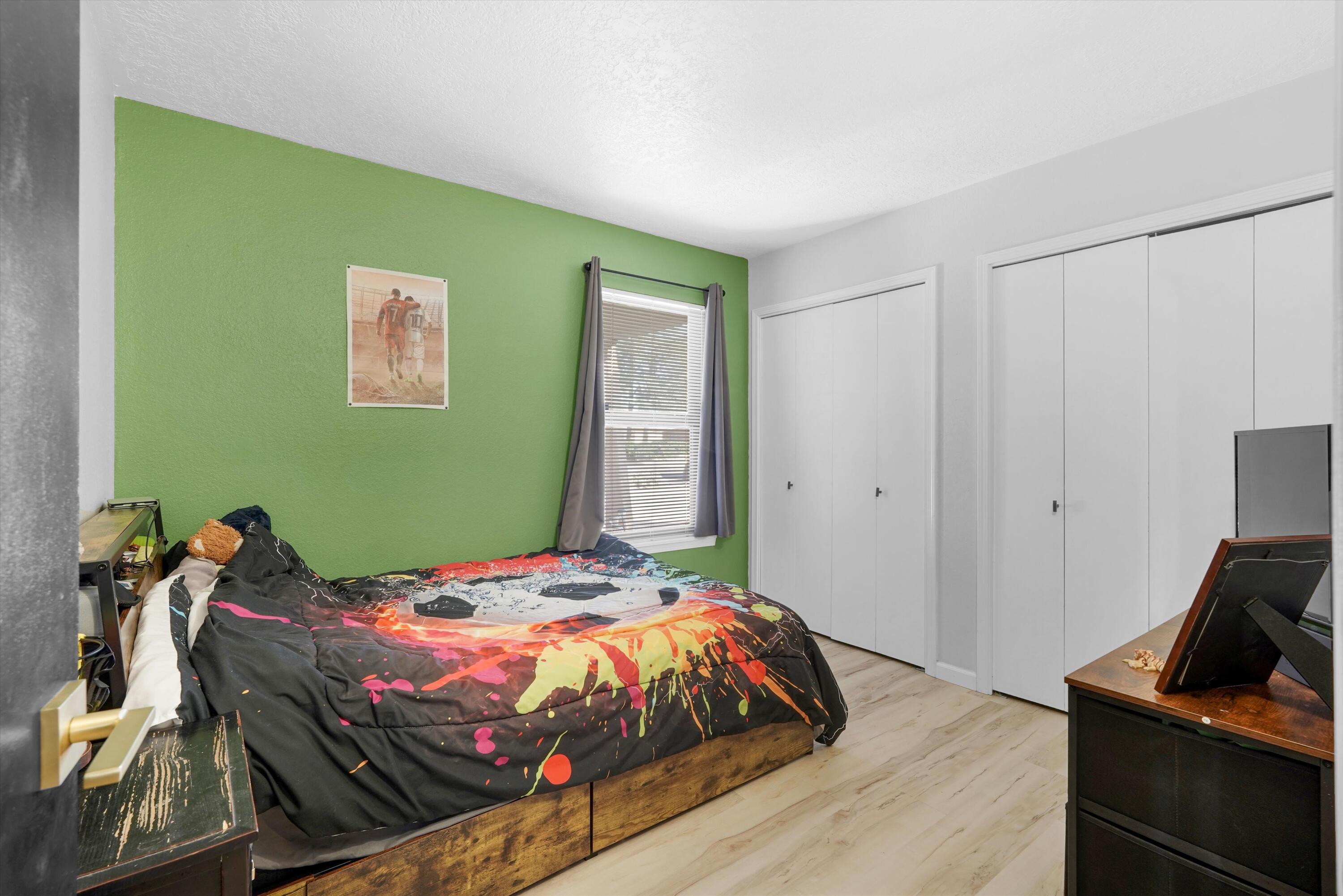 4812 Brookwood Street NE