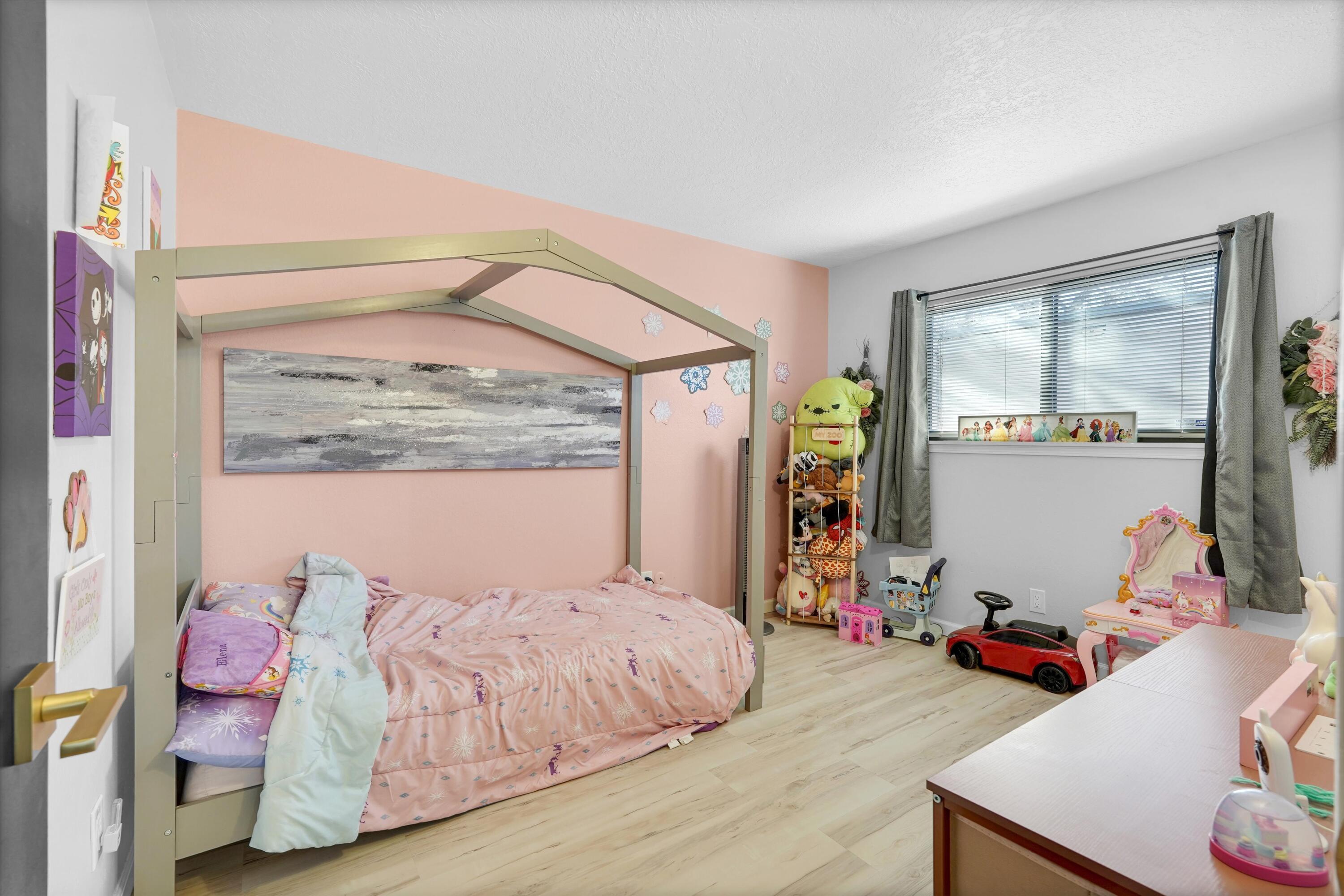 4812 Brookwood Street NE