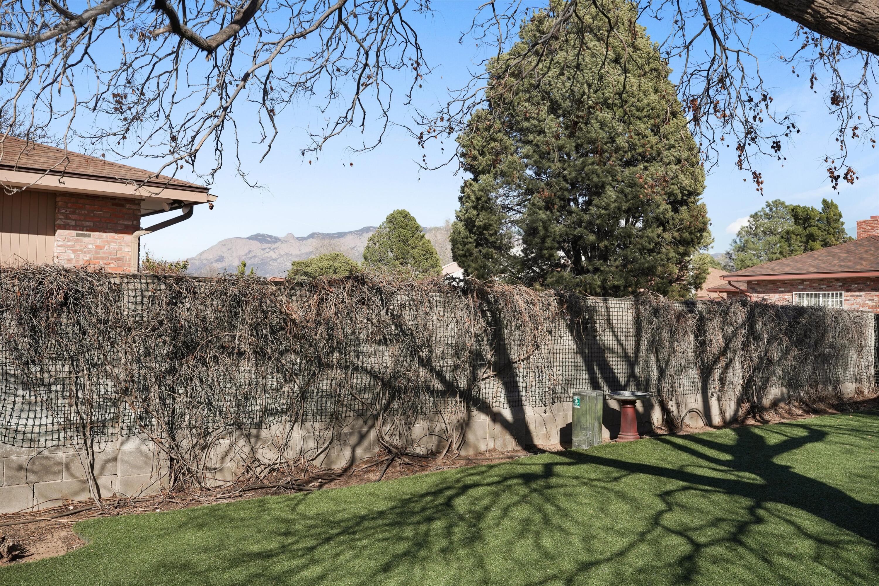 4812 Brookwood Street NE