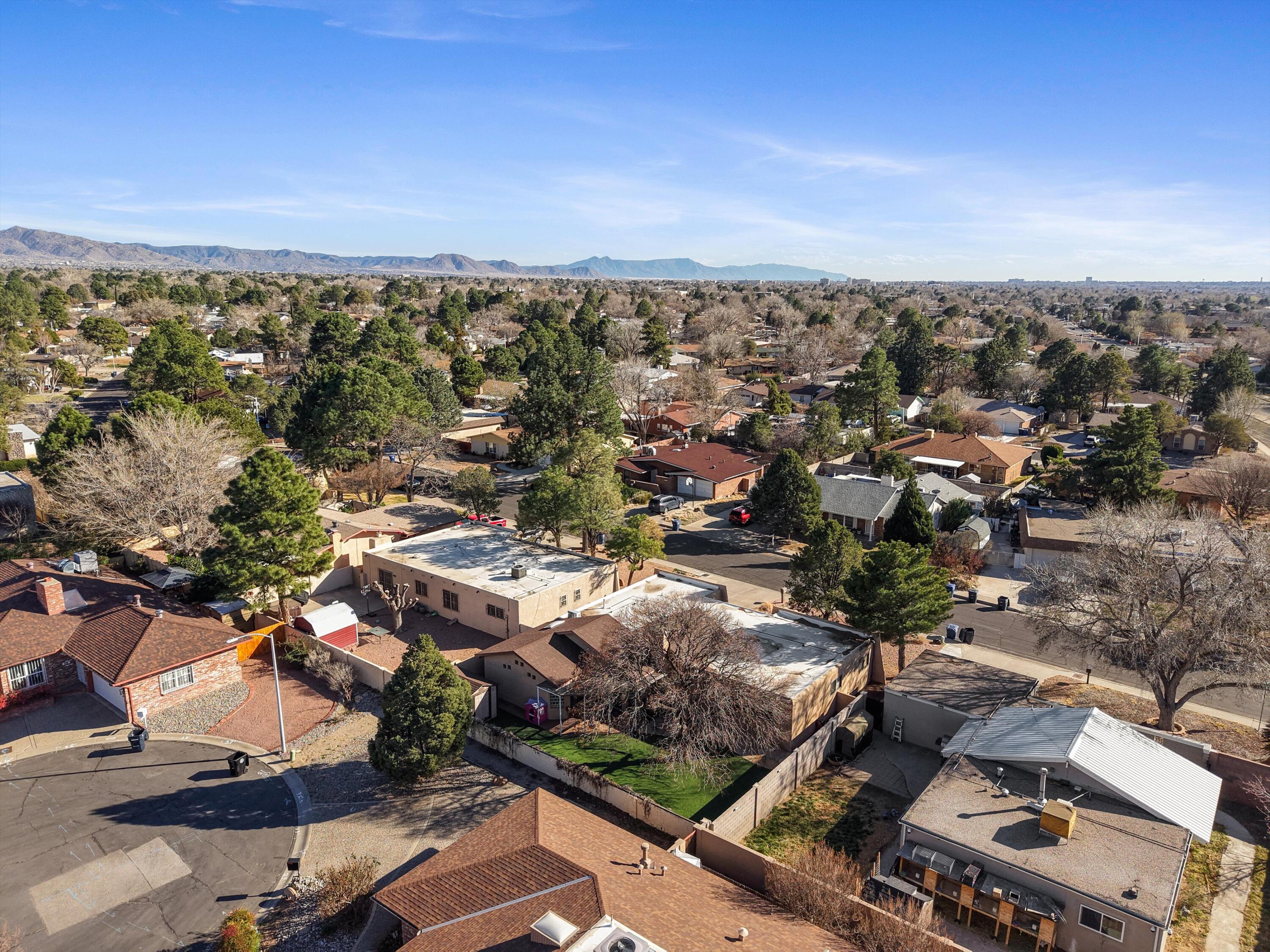 4812 Brookwood Street NE