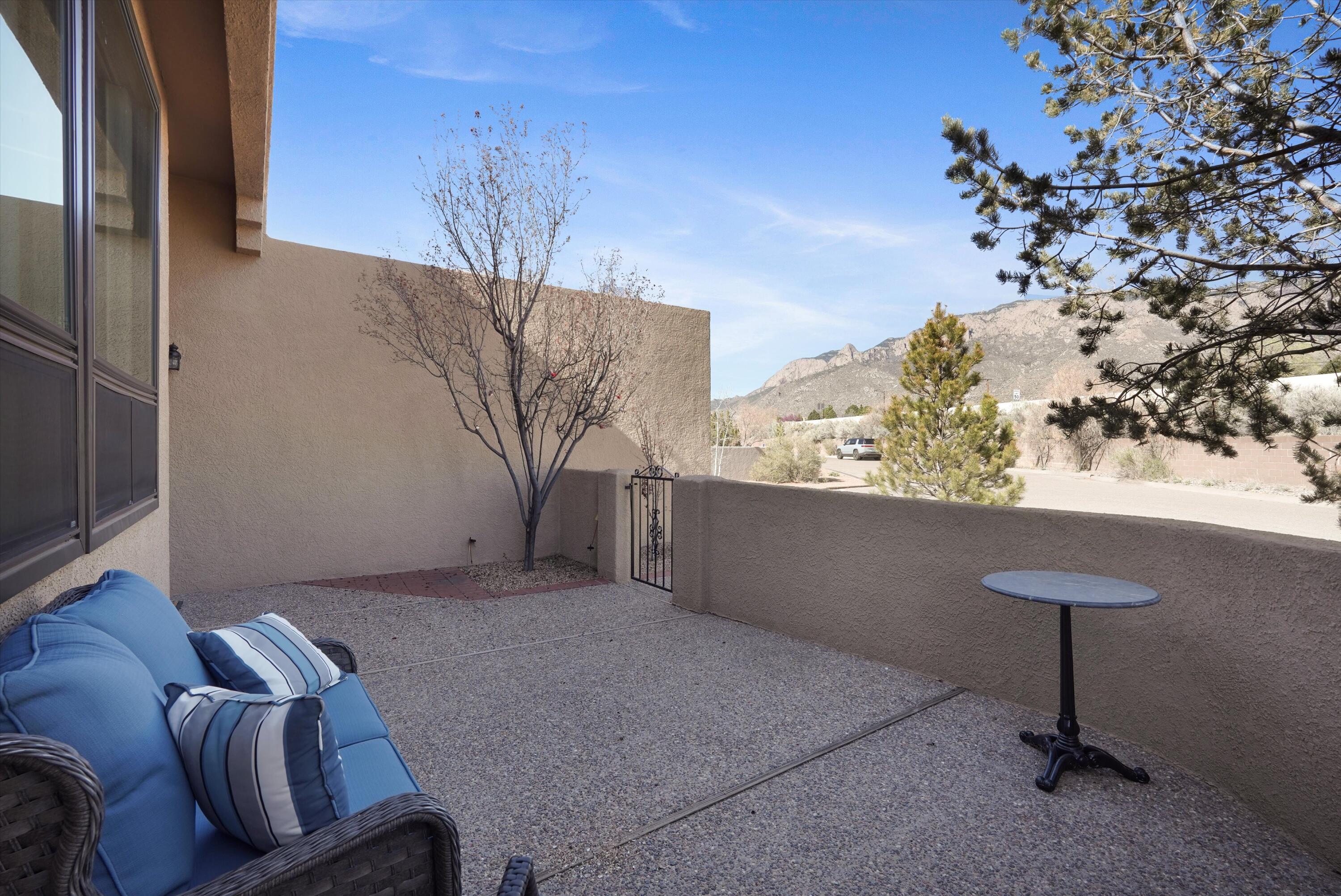 2321 Calle De Gabriel NE