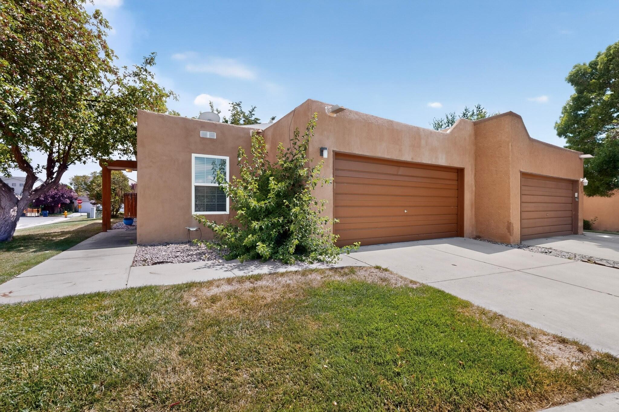 7252 Chickadee Lane NE