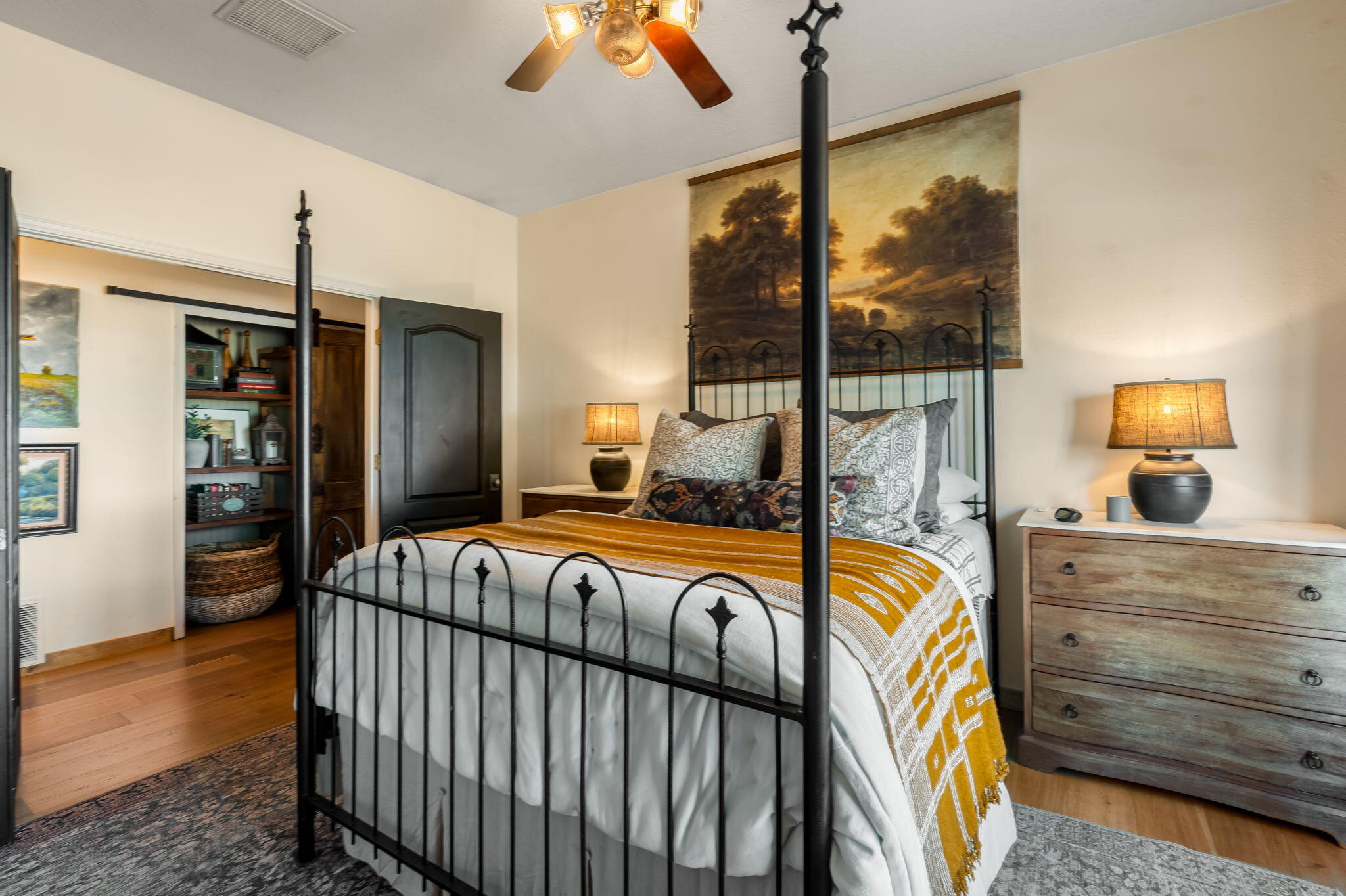 6358 Roadrunner Loop NE
