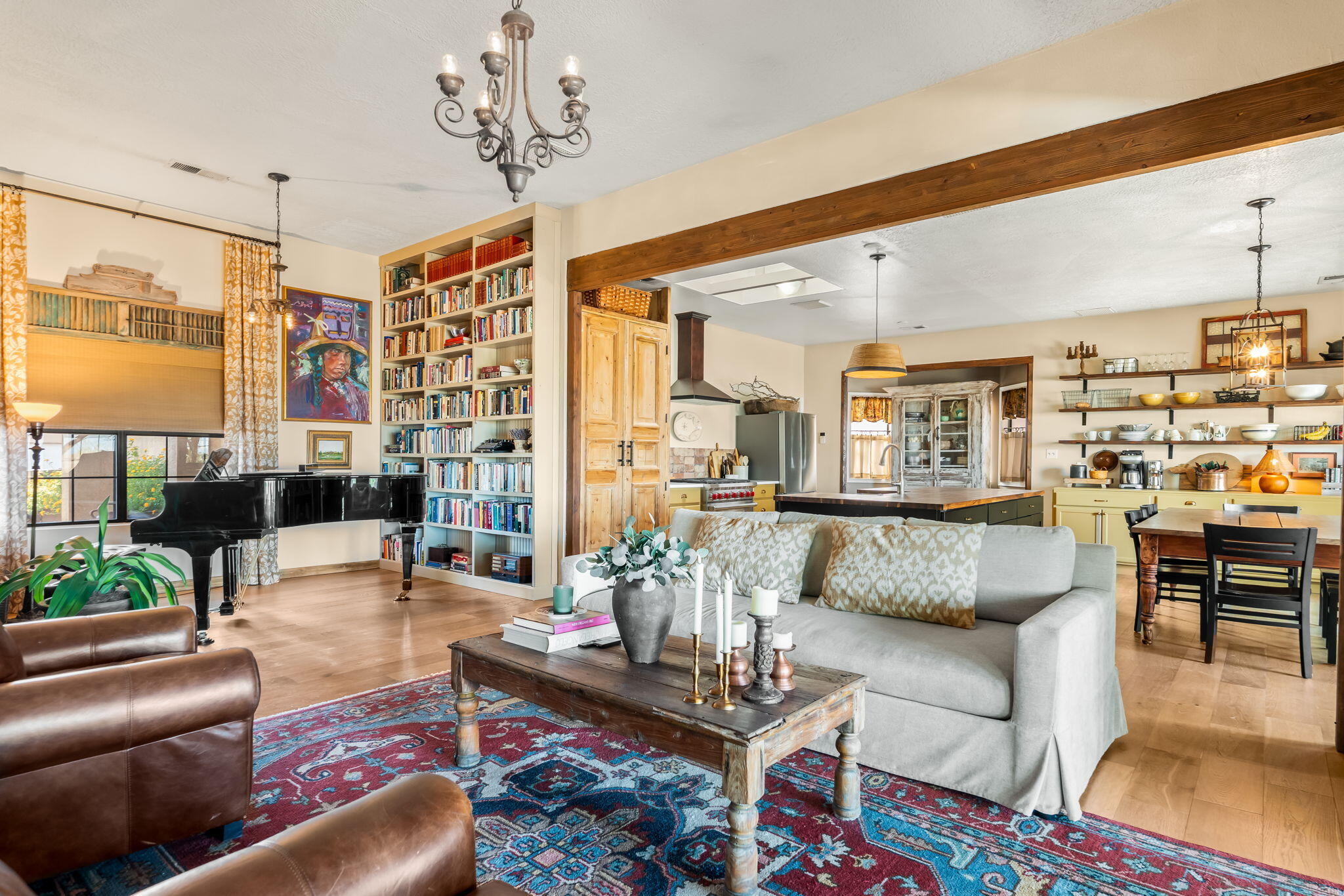 6358 Roadrunner Loop NE