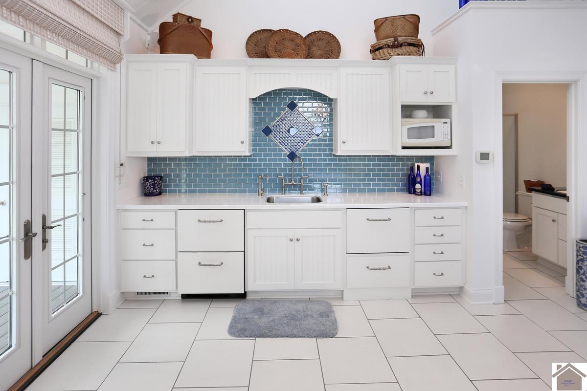 1066 Oaks Country Club Rd