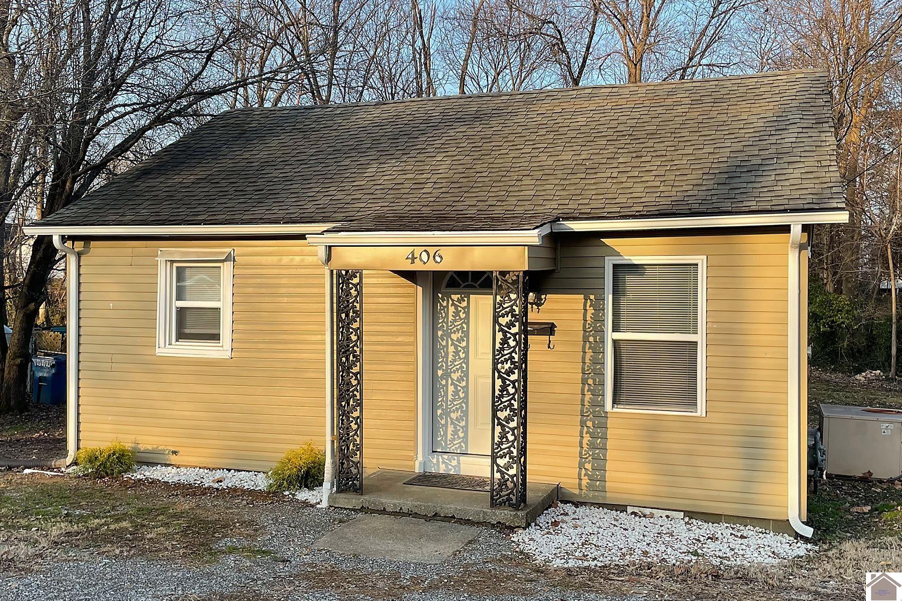 406 S 10th Street