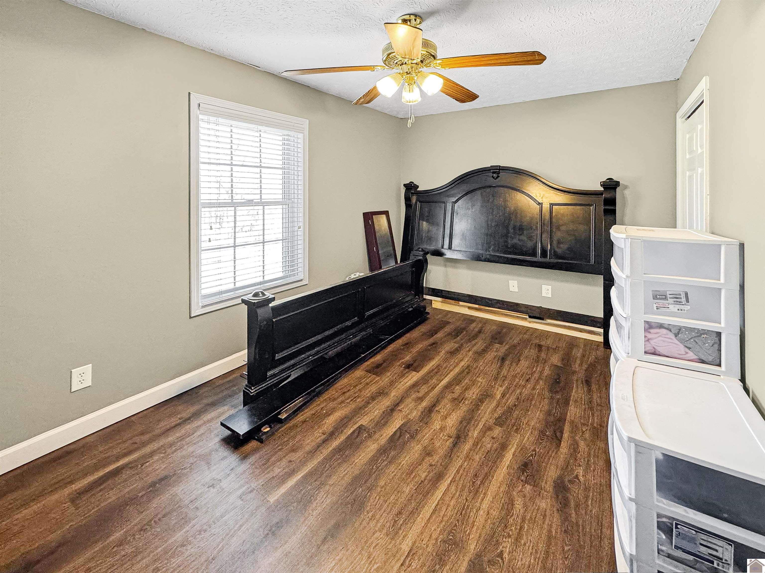 1224 Skyline Drive