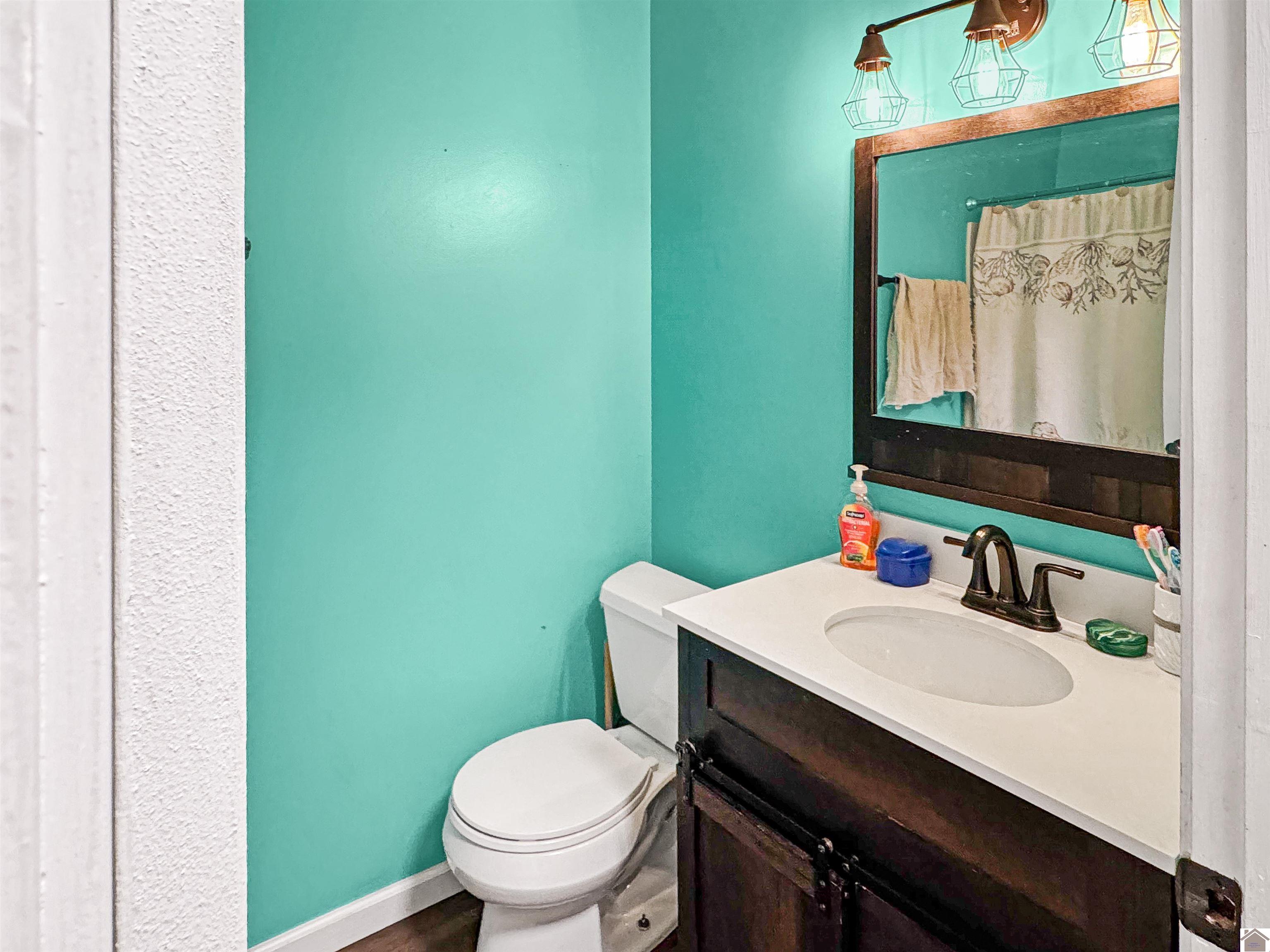 1224 Skyline Drive