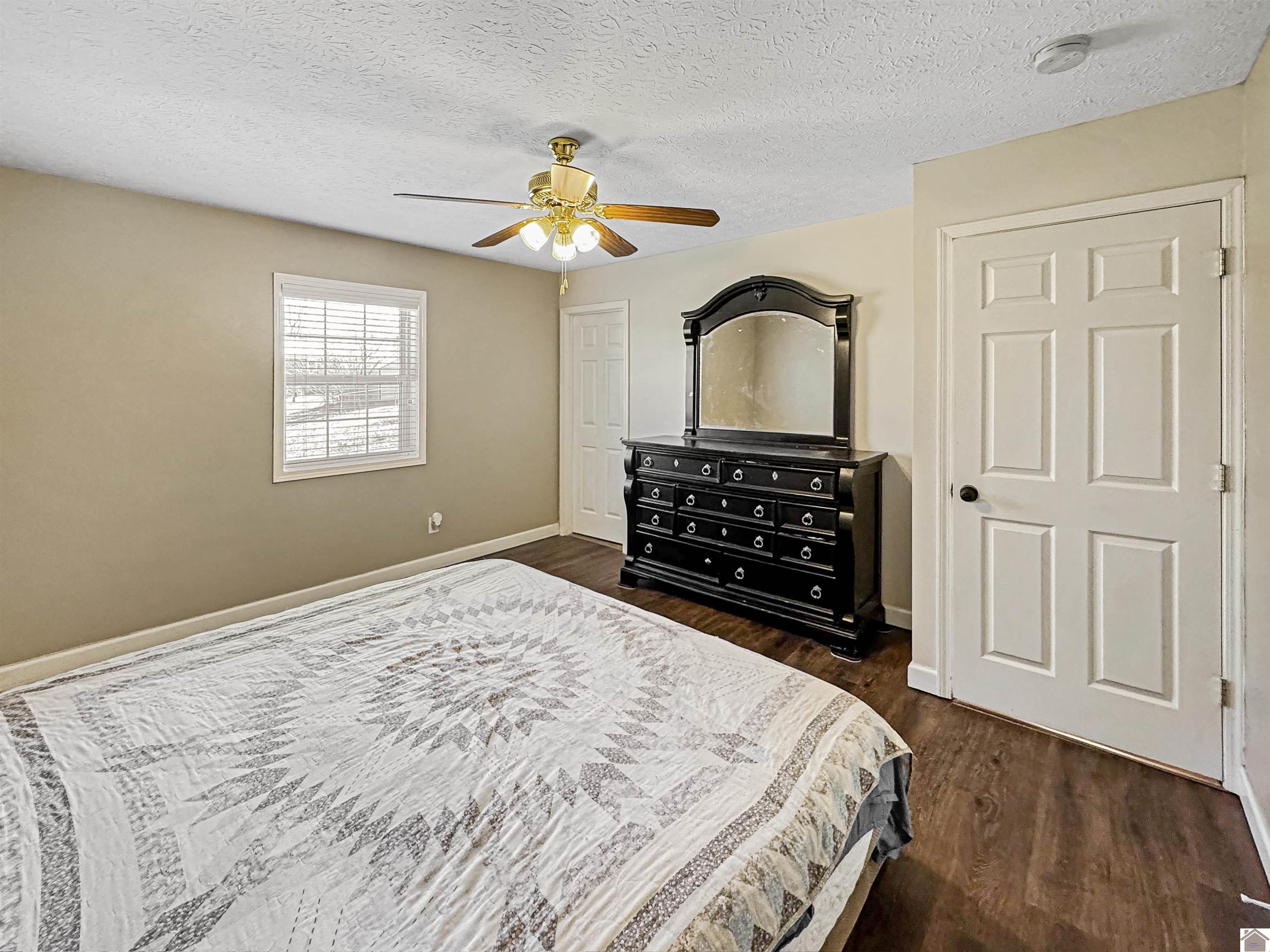 1224 Skyline Drive