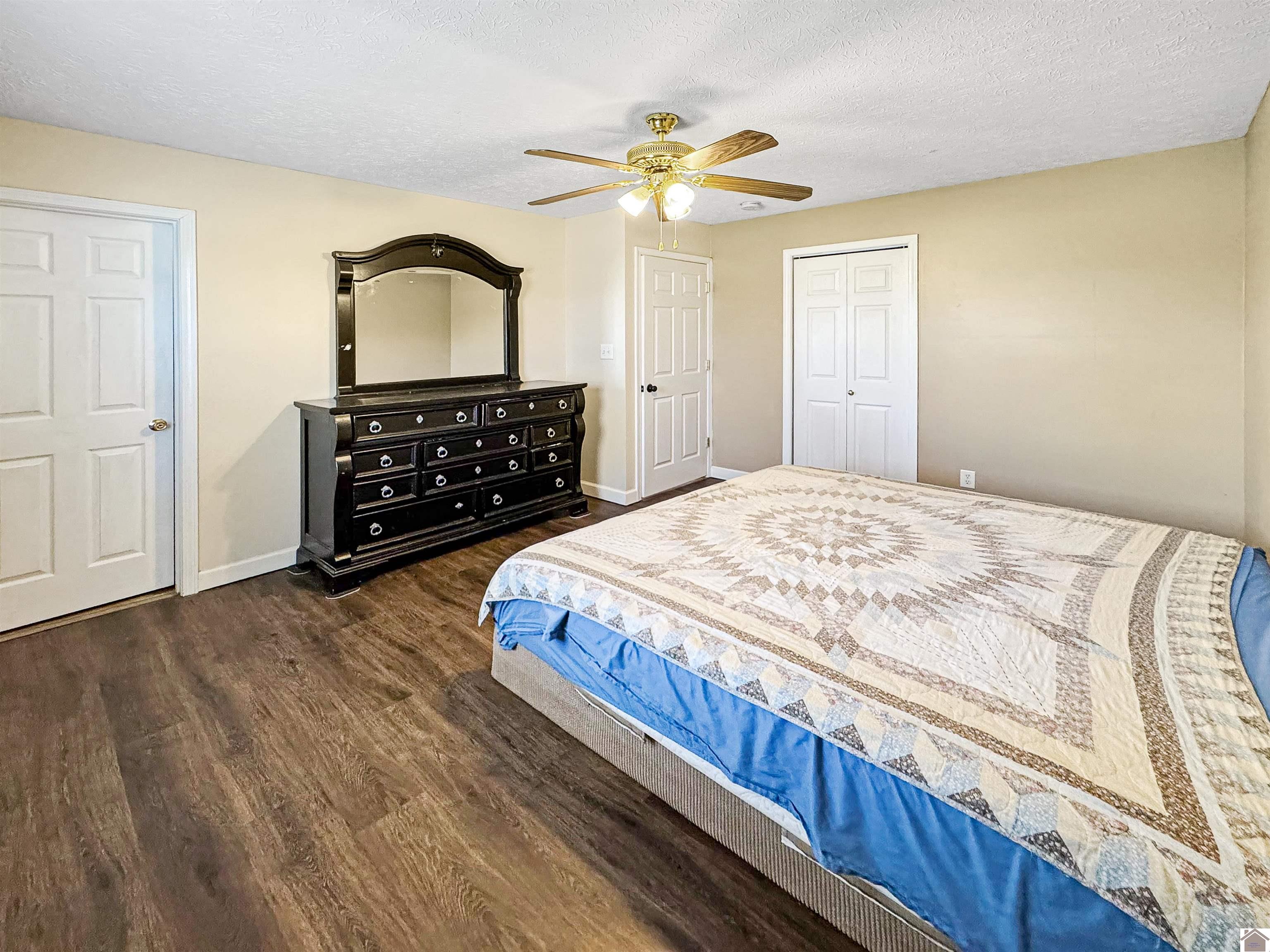 1224 Skyline Drive