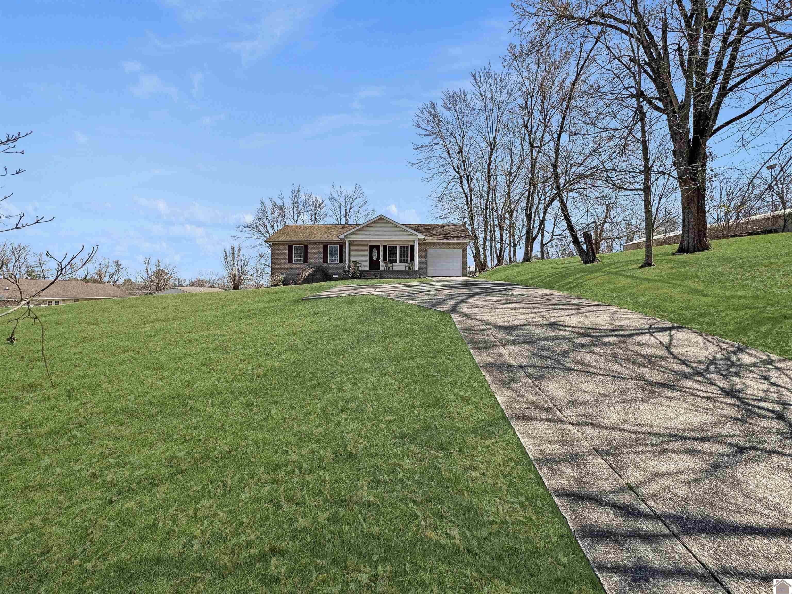 1224 Skyline Drive