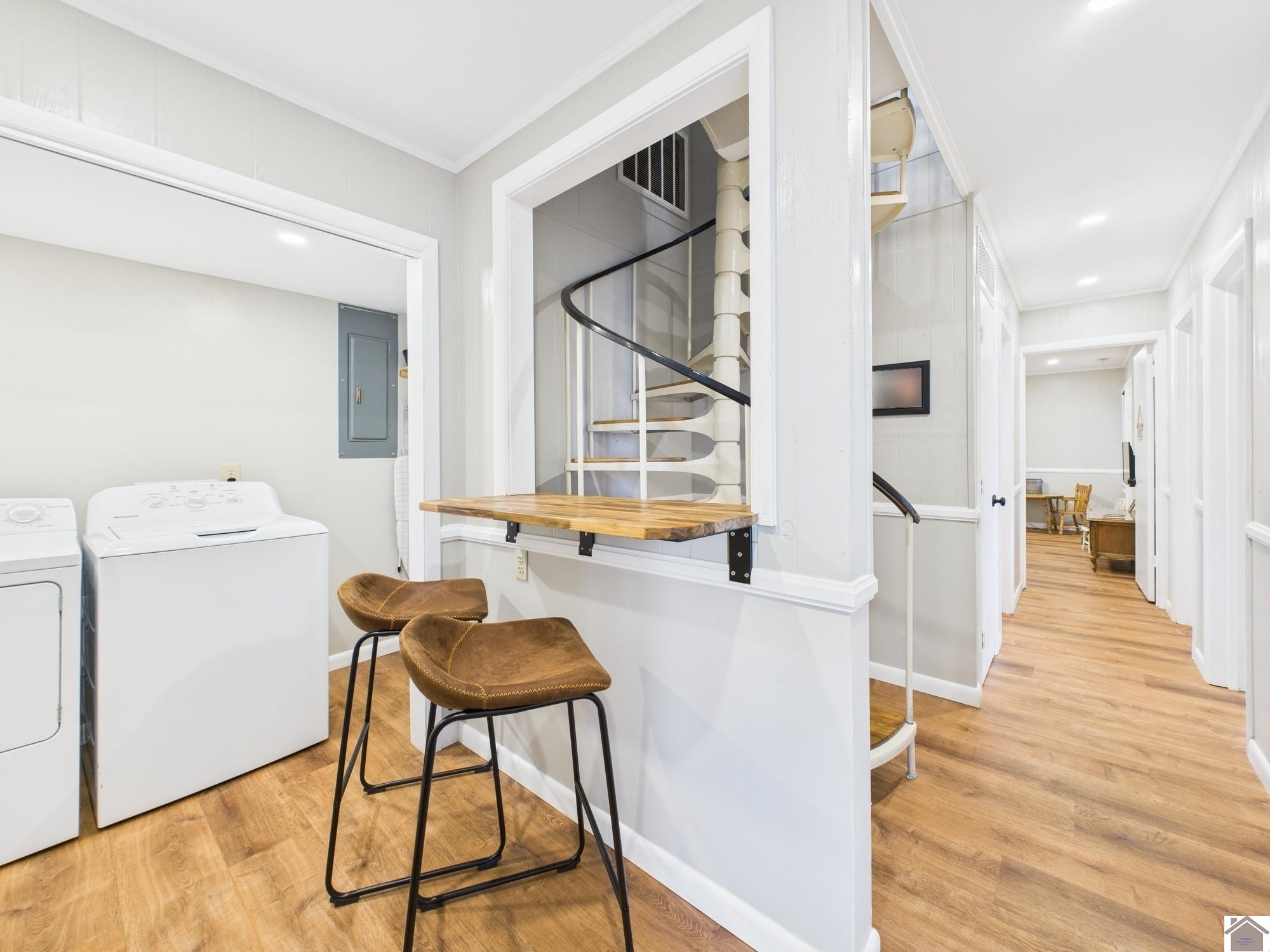 695 Bayshore Unit: Lake Barkley