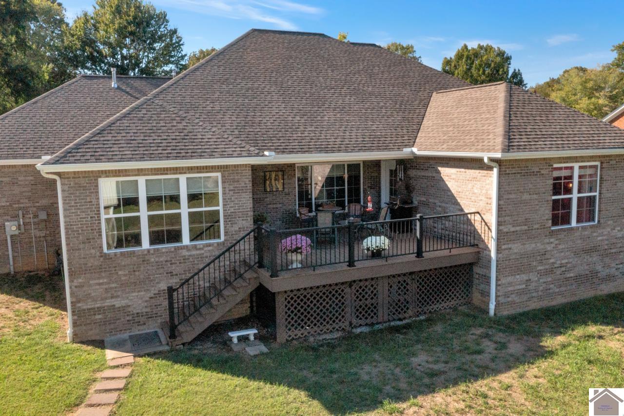 1545 Canterbury Drive