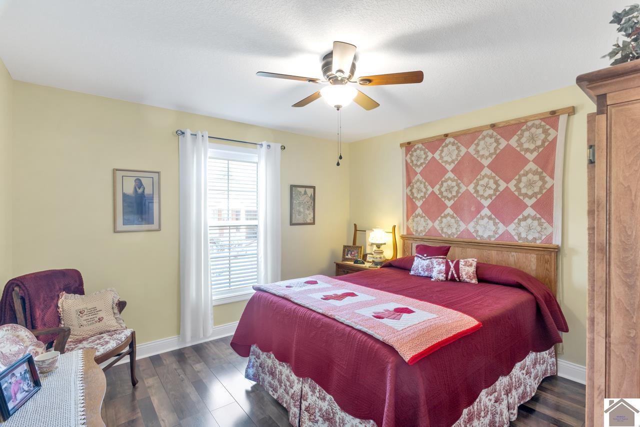 1545 Canterbury Drive