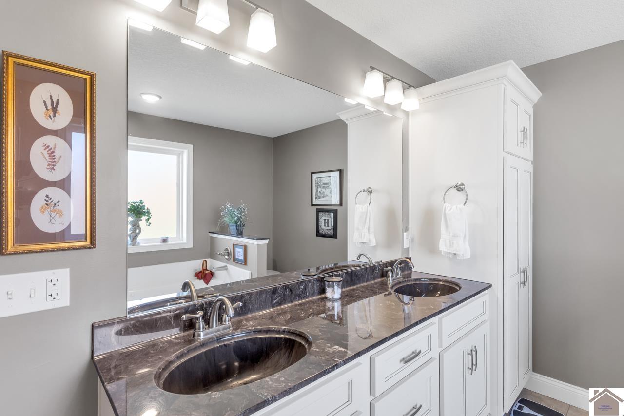 1545 Canterbury Drive