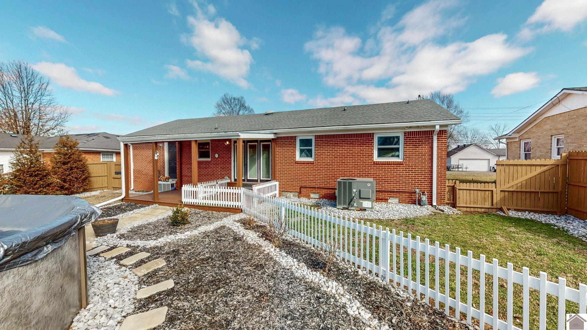 1203 S 12th Street